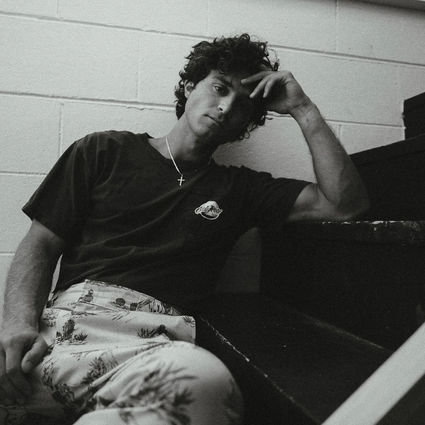 What for OUT NOW!! 

This one&rsquo;s about Losing touch and living in liminal spaces. Not a bad thing! Just a lil melancholy and I hope y&rsquo;all love it