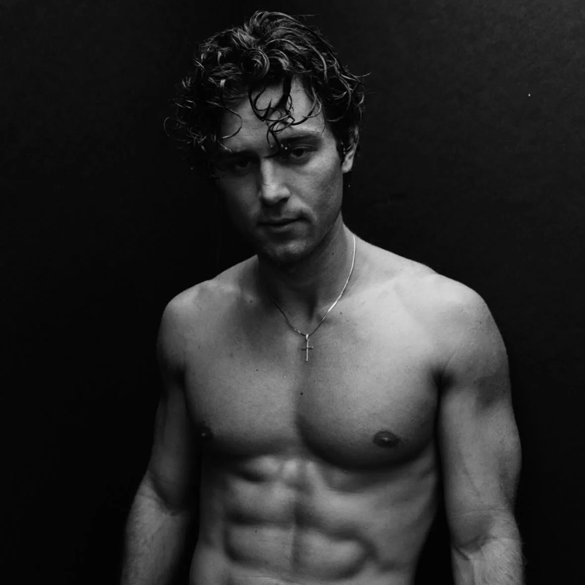 Optimist out now!! 

I wrote and produced this one right before the snow storm hit. @logan.nathaniel.murphy let me borrow a little synth instrument he had and just about everything you hear in the tracks come from obsessing over the pure sounds comin