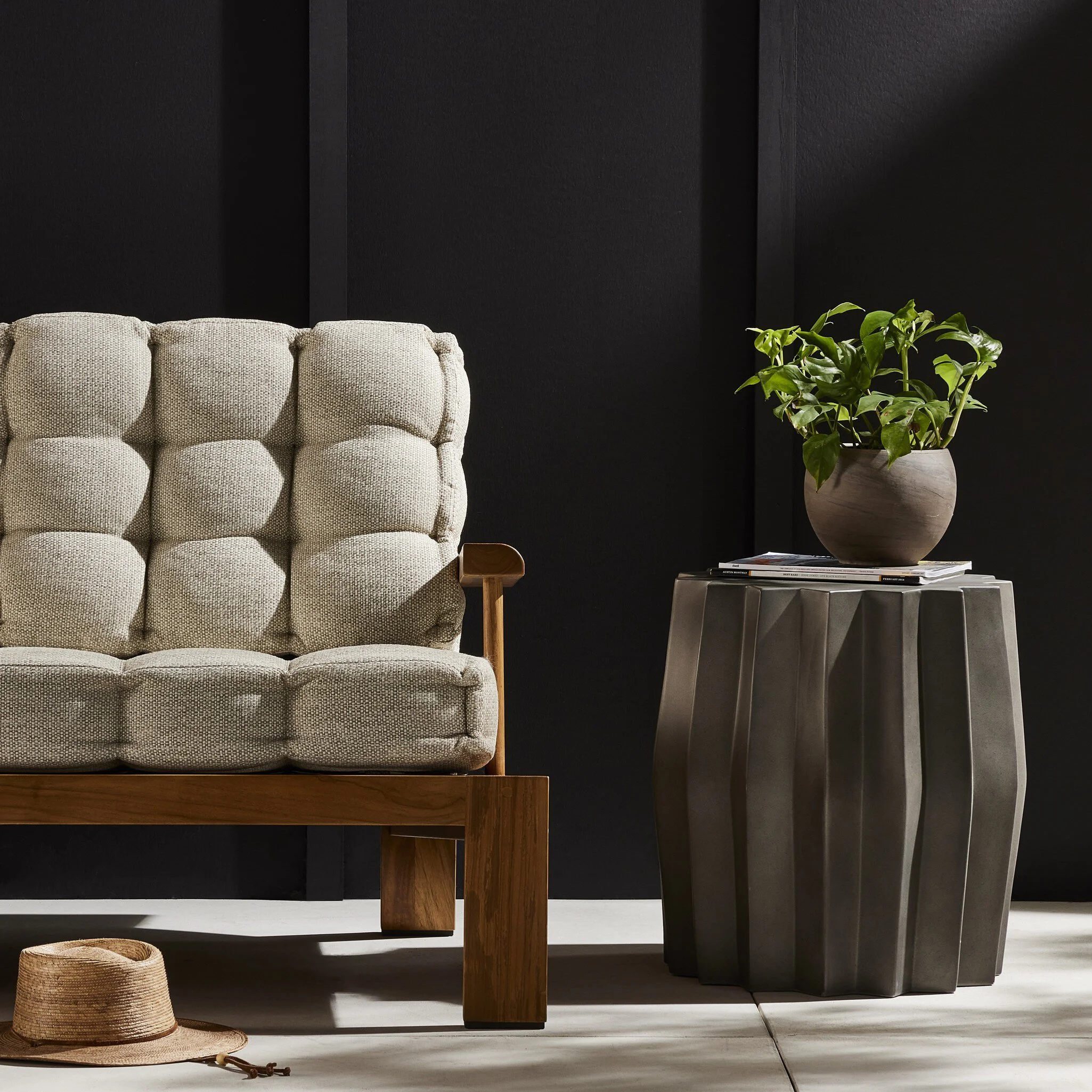 Gem outdoor end Table