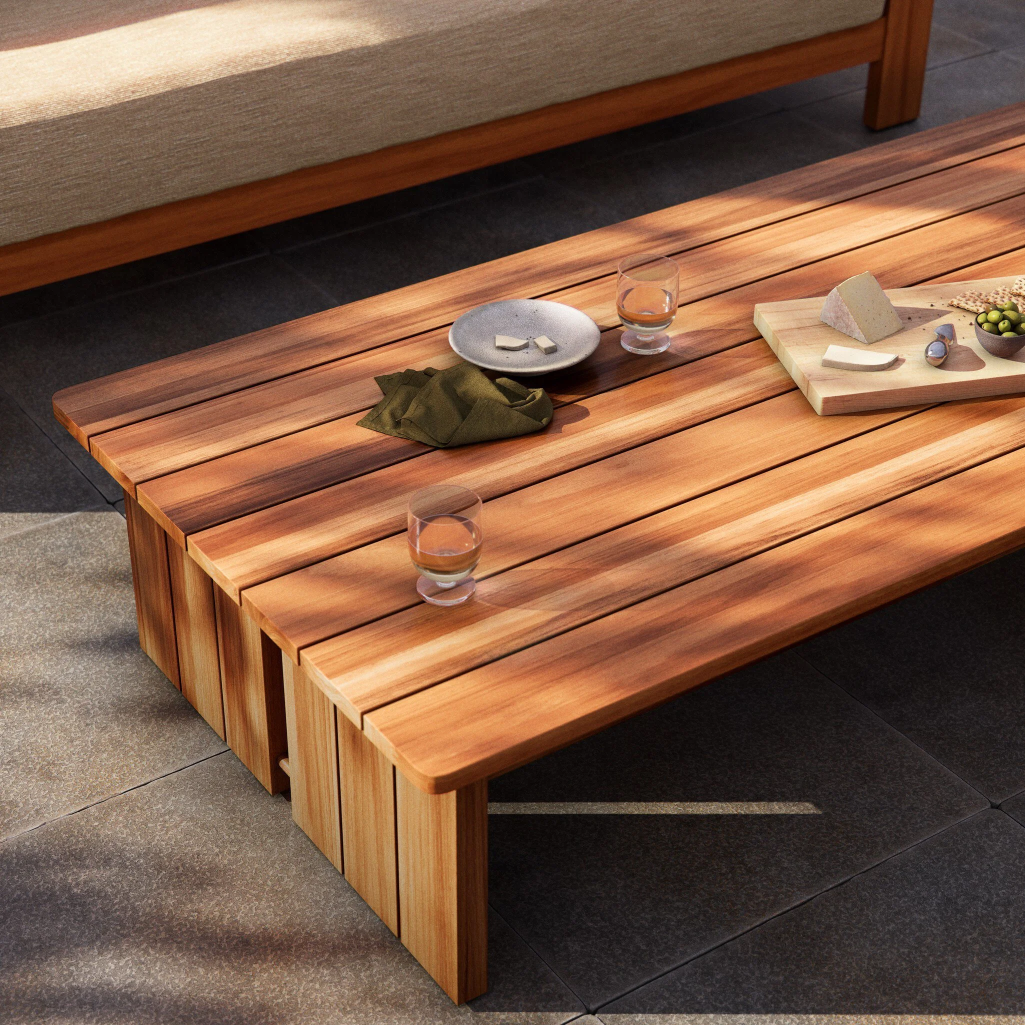 Chapman outdoor table
