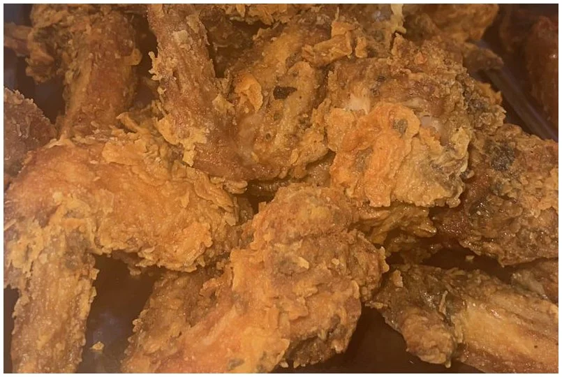 Hala di Galinja Hasa - Fried Chicken Wings - Alitas de pollo fritas