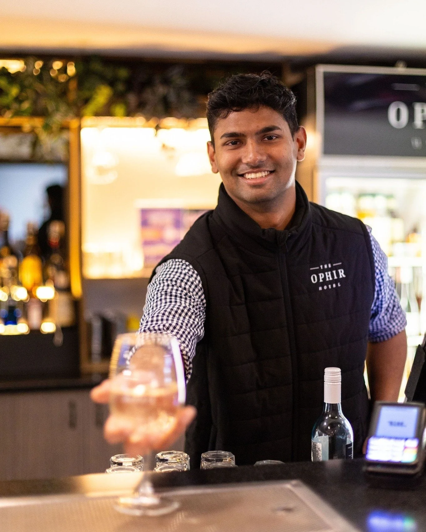 Merry Christmas from The Ophir Hotel family to yours 🎄

We hope everyone had a safe, happy, and love-filled day 🎅

We&rsquo;ll be back open tomorrow from 10am&ndash;4am 😊

.
.
#merrychristmas #Christmas #orangensw #centralwestnsw #theophirhotel #t