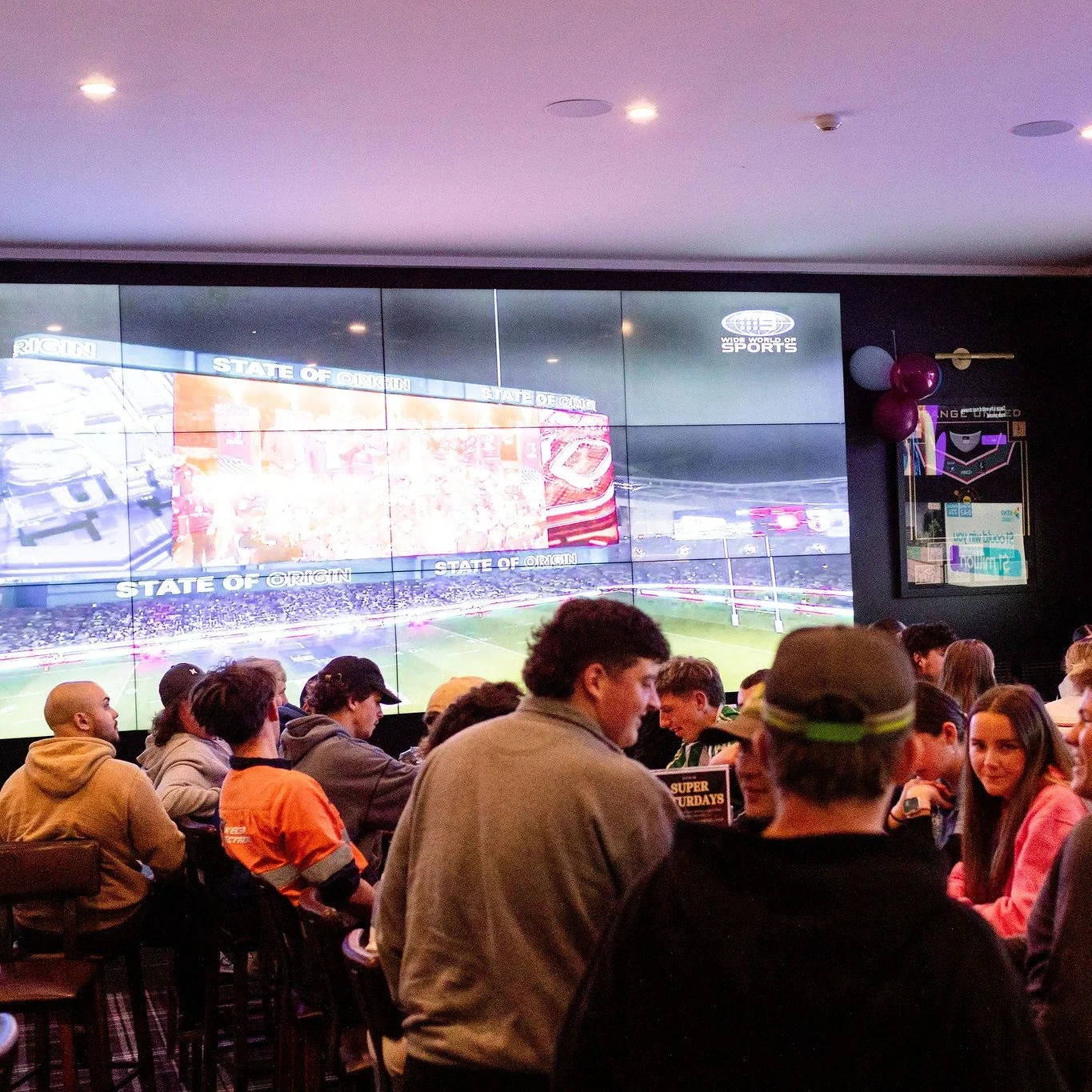 Watch Inoue vs Picasso #livenloud on the big screen from 8pm tomorrow 🥊

Book your table in the sports bar now - call (02) 6362 4995 ☎️

.
.
 #orangensw #centralwestnsw #theophirhotel #theophirhotelorange #theophir