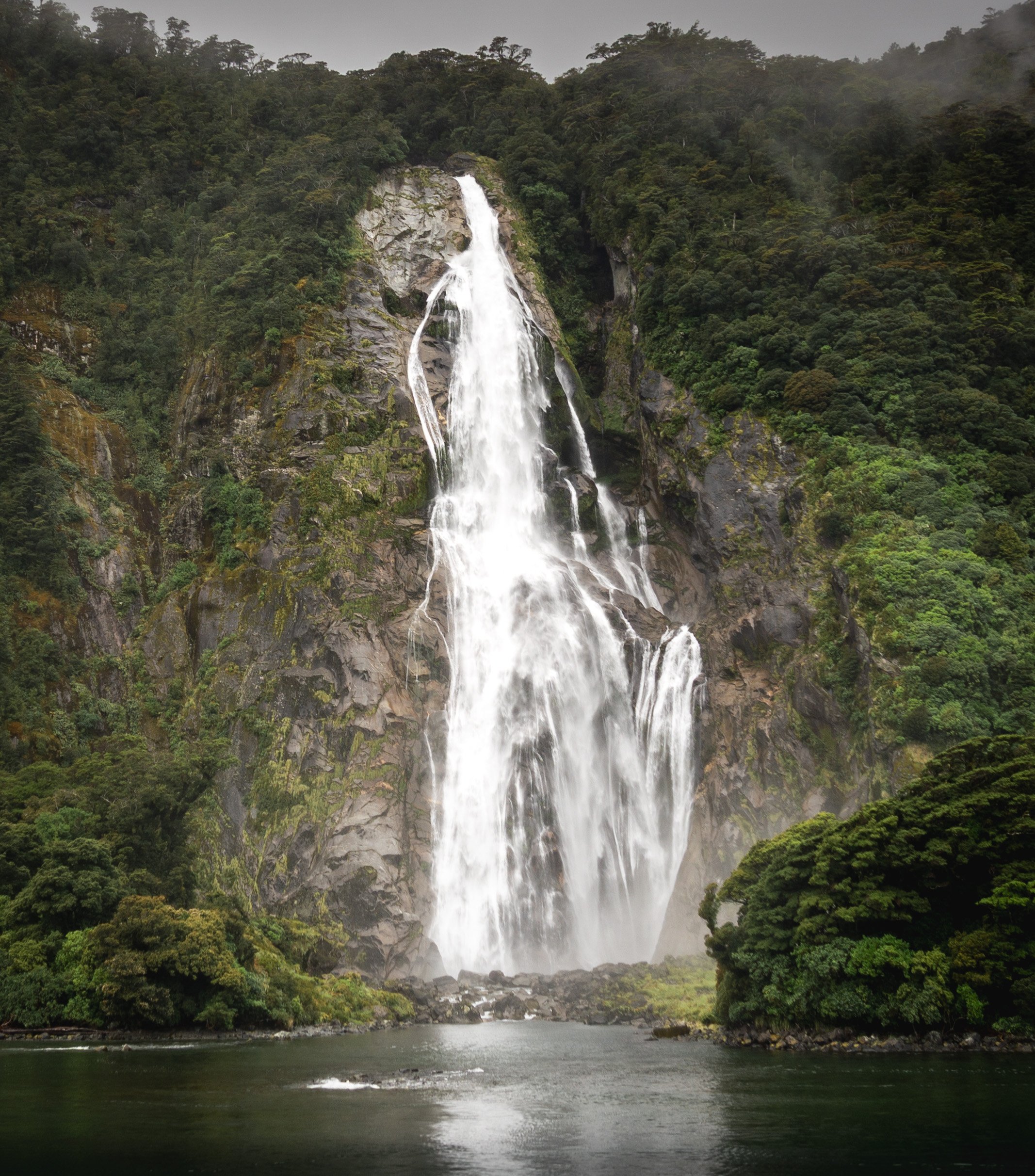 Bowen Falls, Milford Sound