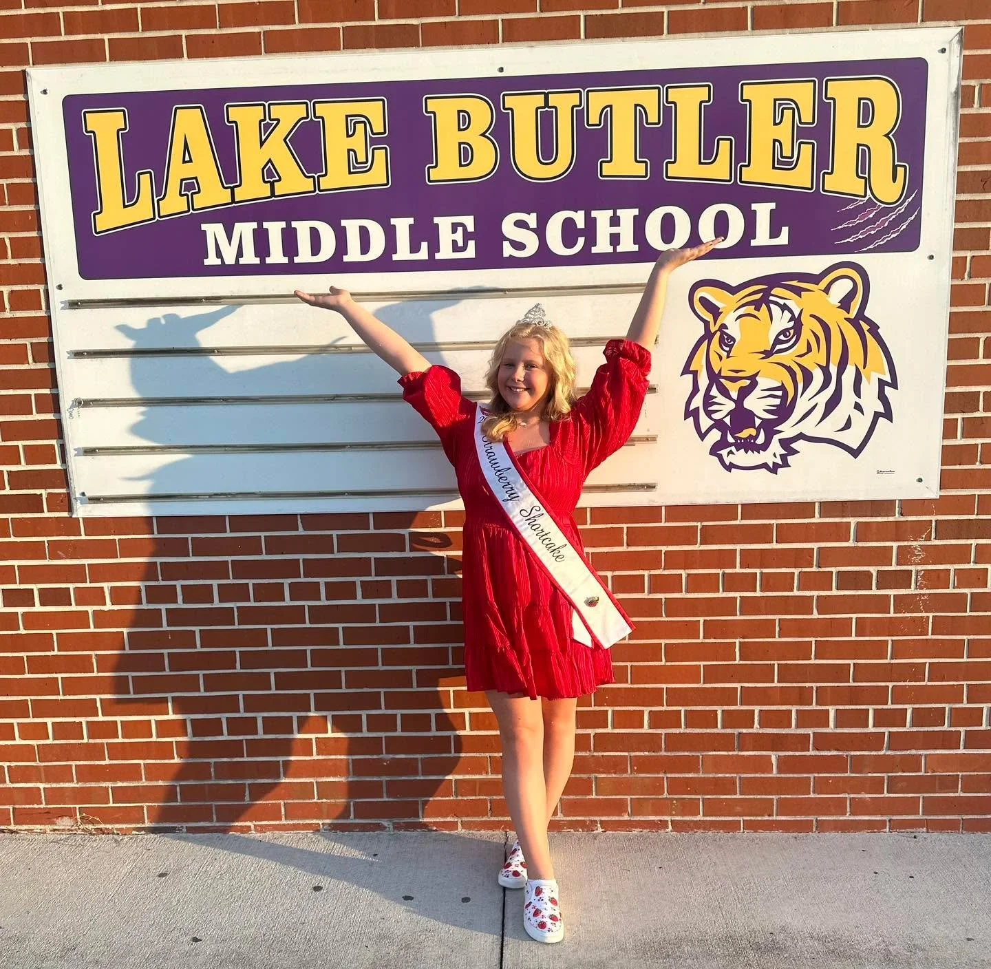 Our shortcake Miss Charley Box helping out with our meet the teacher night a LBMS.🍓❤️