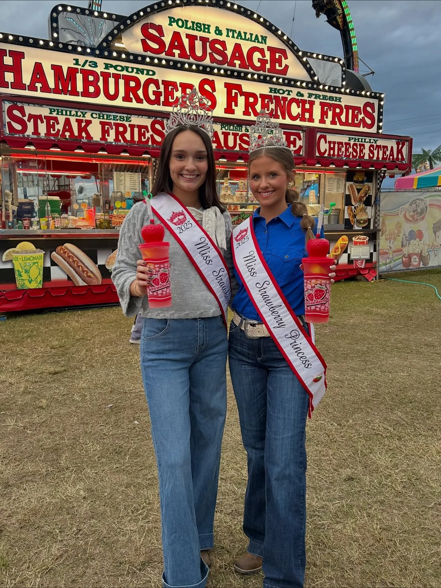 Our Strawberry Royalty has been having the best time at the Florida Gateway Fair these past couple nights 🍓✨ They will all be there again tonight so come stop by, say hello, and grab a flyer! We can&rsquo;t wait to meet you ☺️