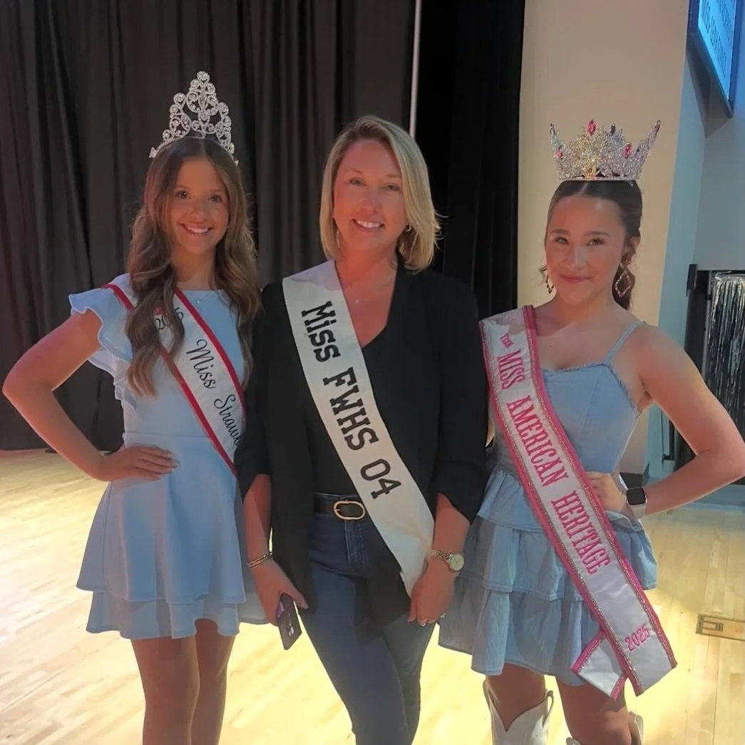 Happy Birthday to our beautiful director DeAnna! 🍓
Thanks for all you do to help things go smoothly. We hope you had an amazing day!