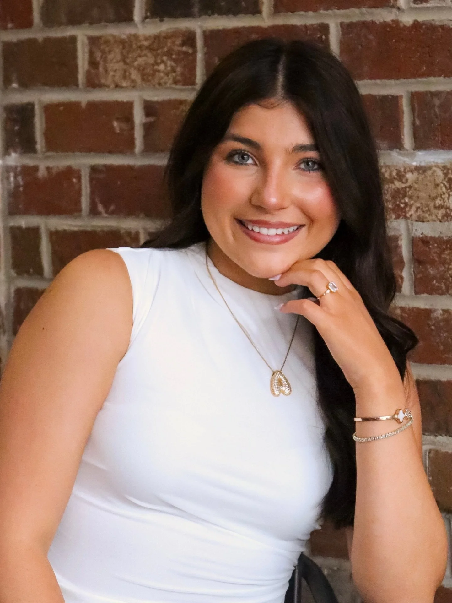 Meet Miss Strawberry Queen Contestant #3: Alyssa Cason🍓✨

Alyssa is 17 years old and attends Florida Virtual School. Her platform is Crowned in Confidence: Building Confidence from Within.