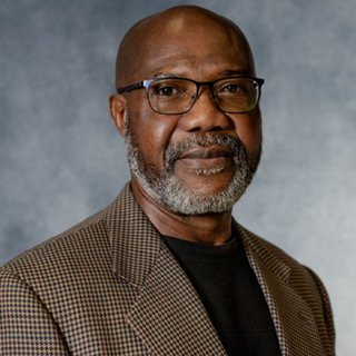 Emmanuel Lumanze