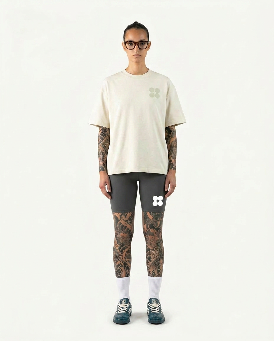 "4Dots" Oversized T-Shirt
