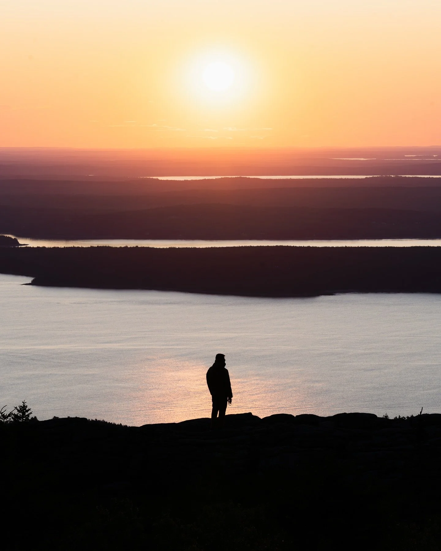 First light in Acadia (in the winter months, the first light in the US)
From the Independence Day fireworks at 9:30pm to a breathtaking sunrise at 4:50am, this weekend in Acadia felt truly surreal. Pro tip: grabbing Cadillac Mountain tickets is a cha