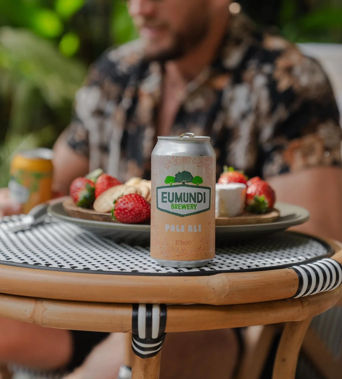 Easy drinking and full of flavour 🍻 Our Pale Ale was made for sipping, poolside! Nothing beats your local brew enjoyed right in the heart of Eumundi, at the @imperialhotelaccommodation 🍃

18+ Drink Responsibly