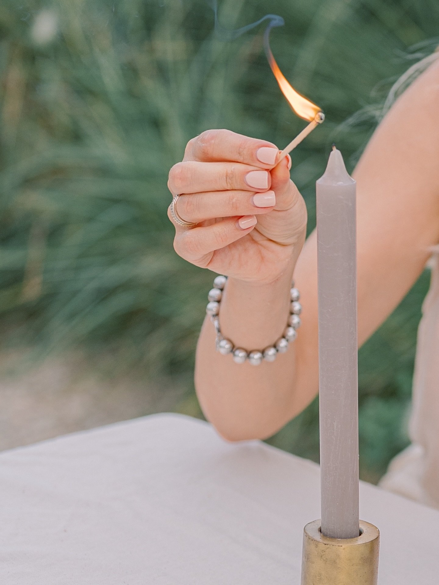 Faithfulness is not the same thing as forward motion.

Especially at the beginning of a new year, when everything around us rewards clarity, momentum, and visible progress.

We have agency but not mastery.
We make real choices, but we don&rsquo;t get