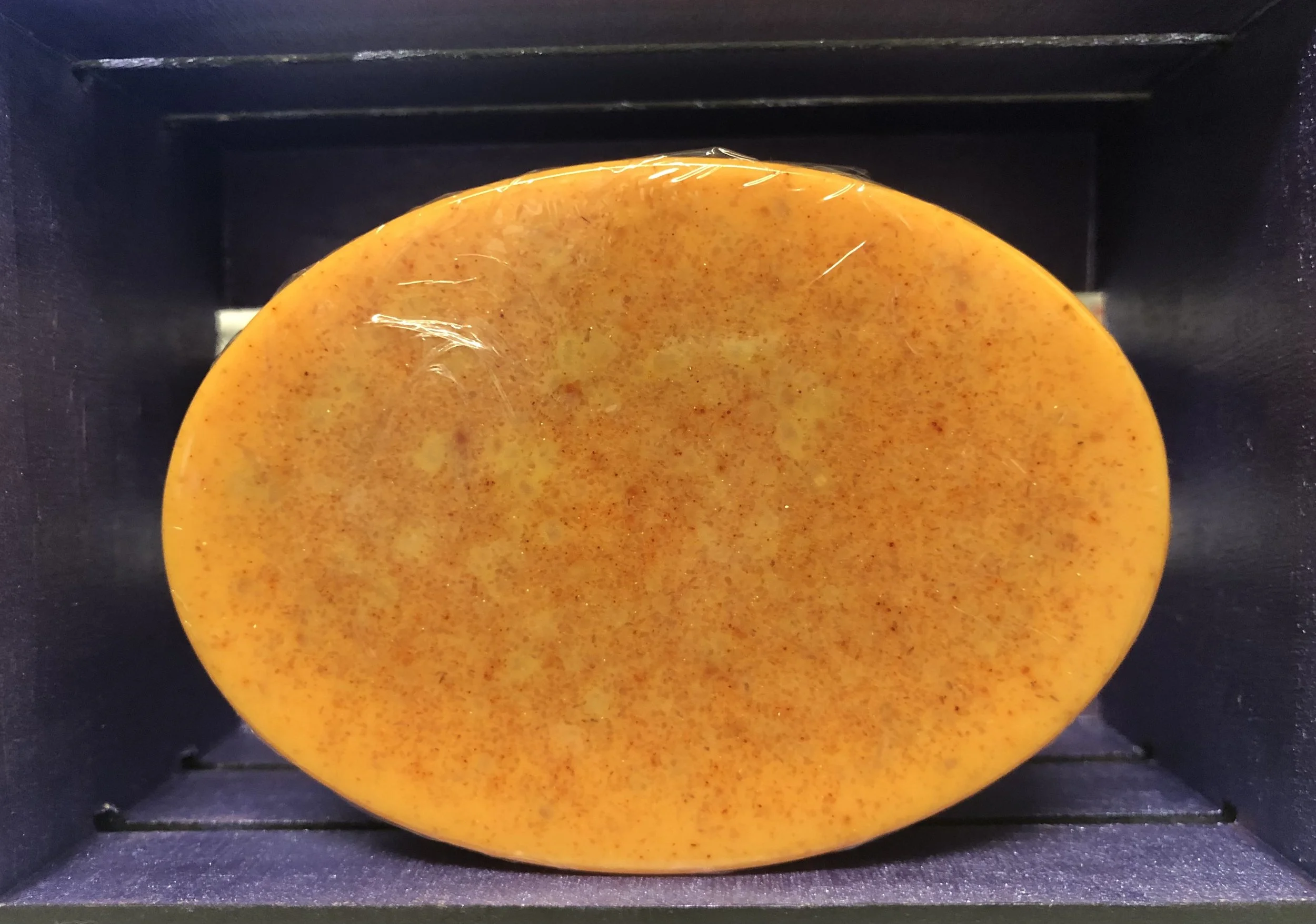 Sister Golden Bar Surprise Soothing Exfoliation Soap