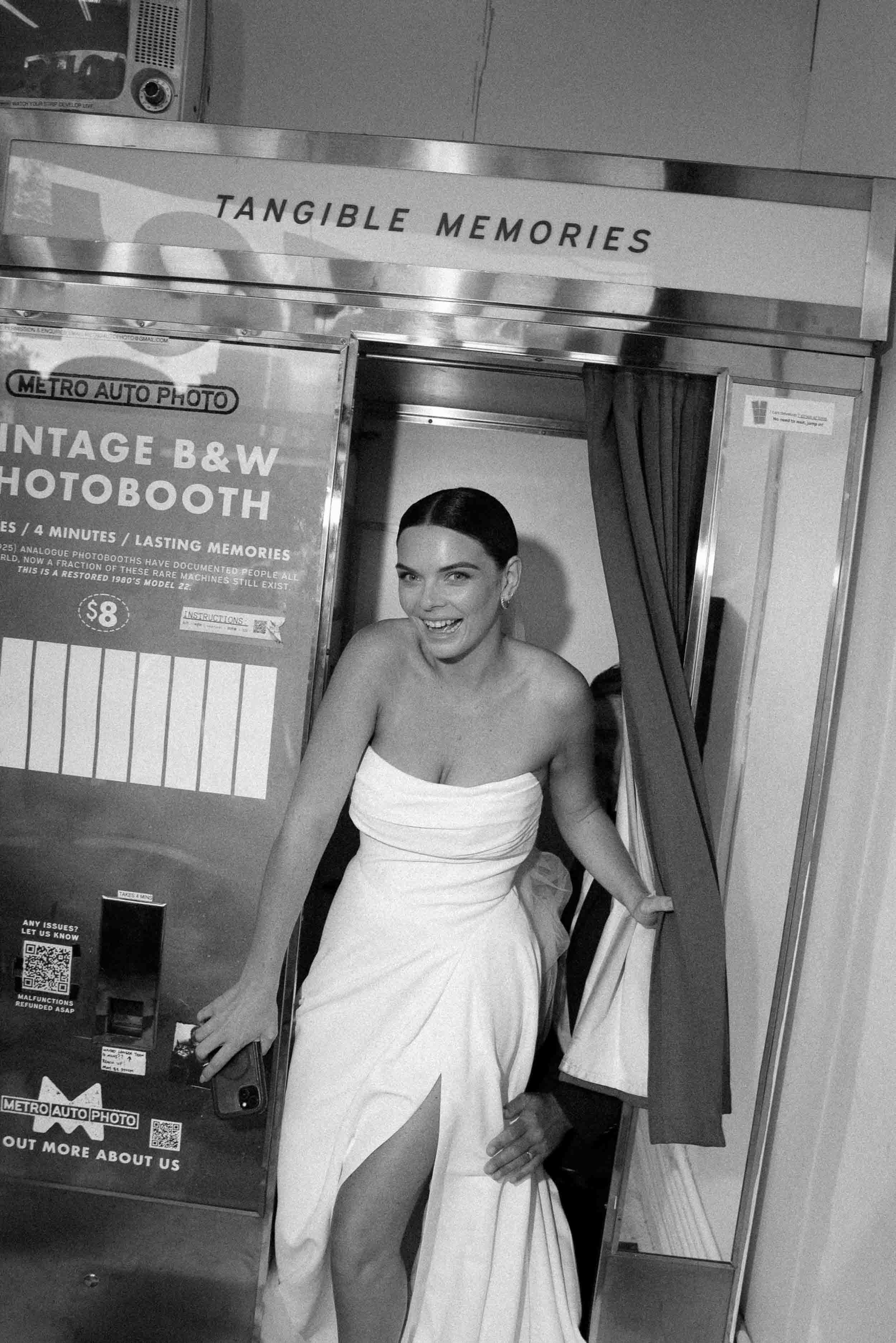 melbourne_city_micro_wedding_Mads&Chris-020.jpg