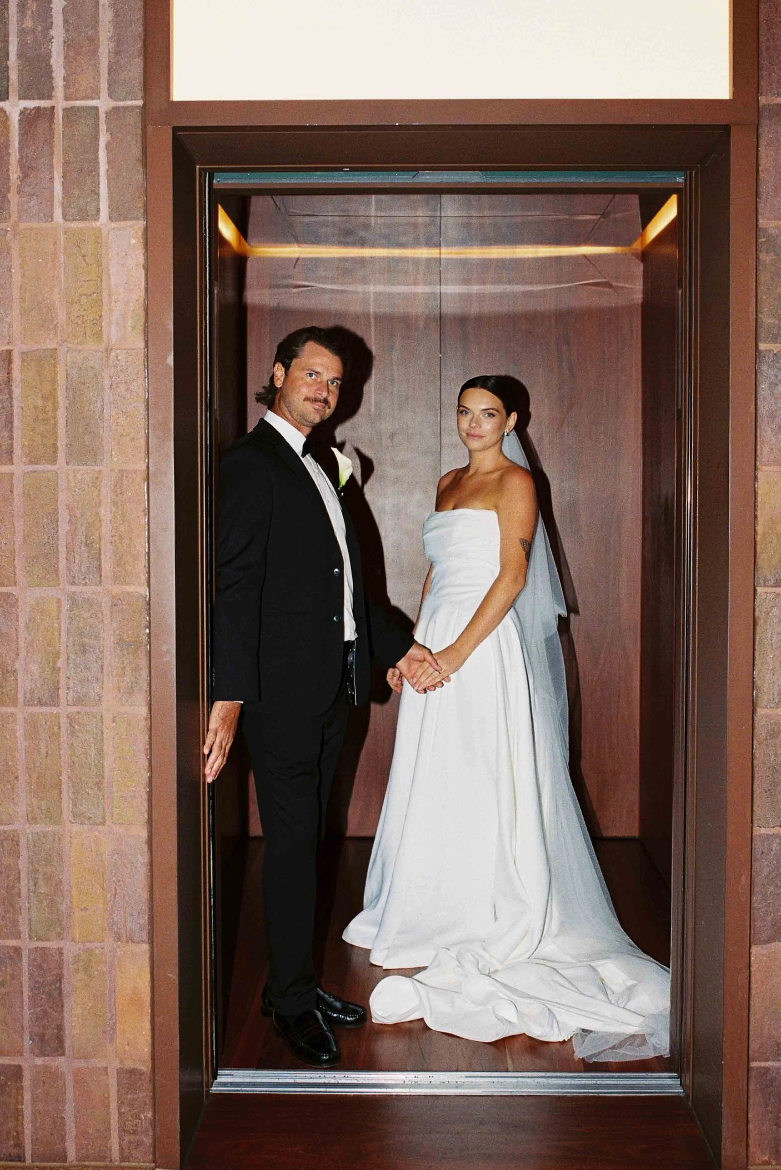hyde-melbourne-place-wedding-portraits-007.jpg