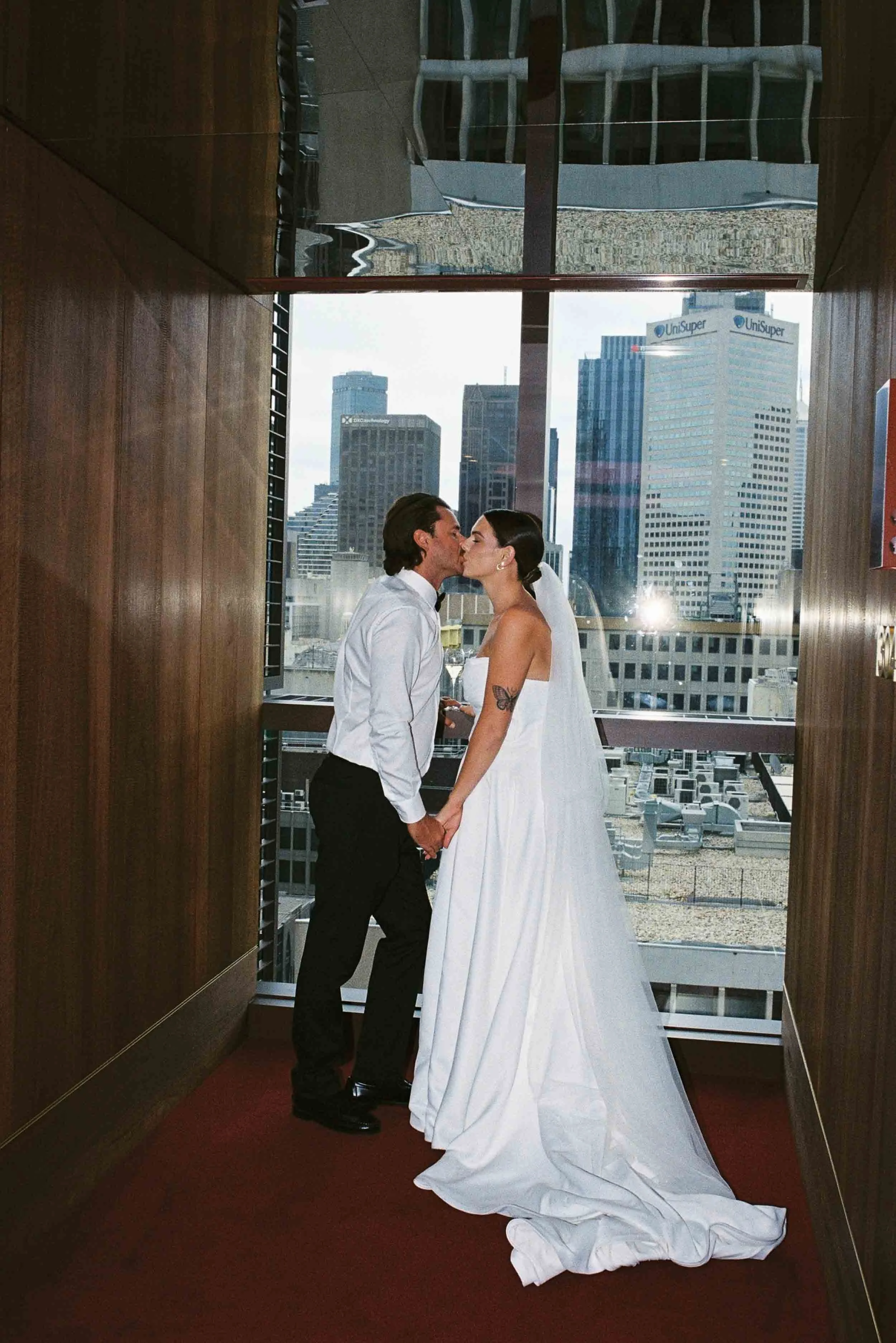 hyde-melbourne-place-wedding-portraits-008.jpg