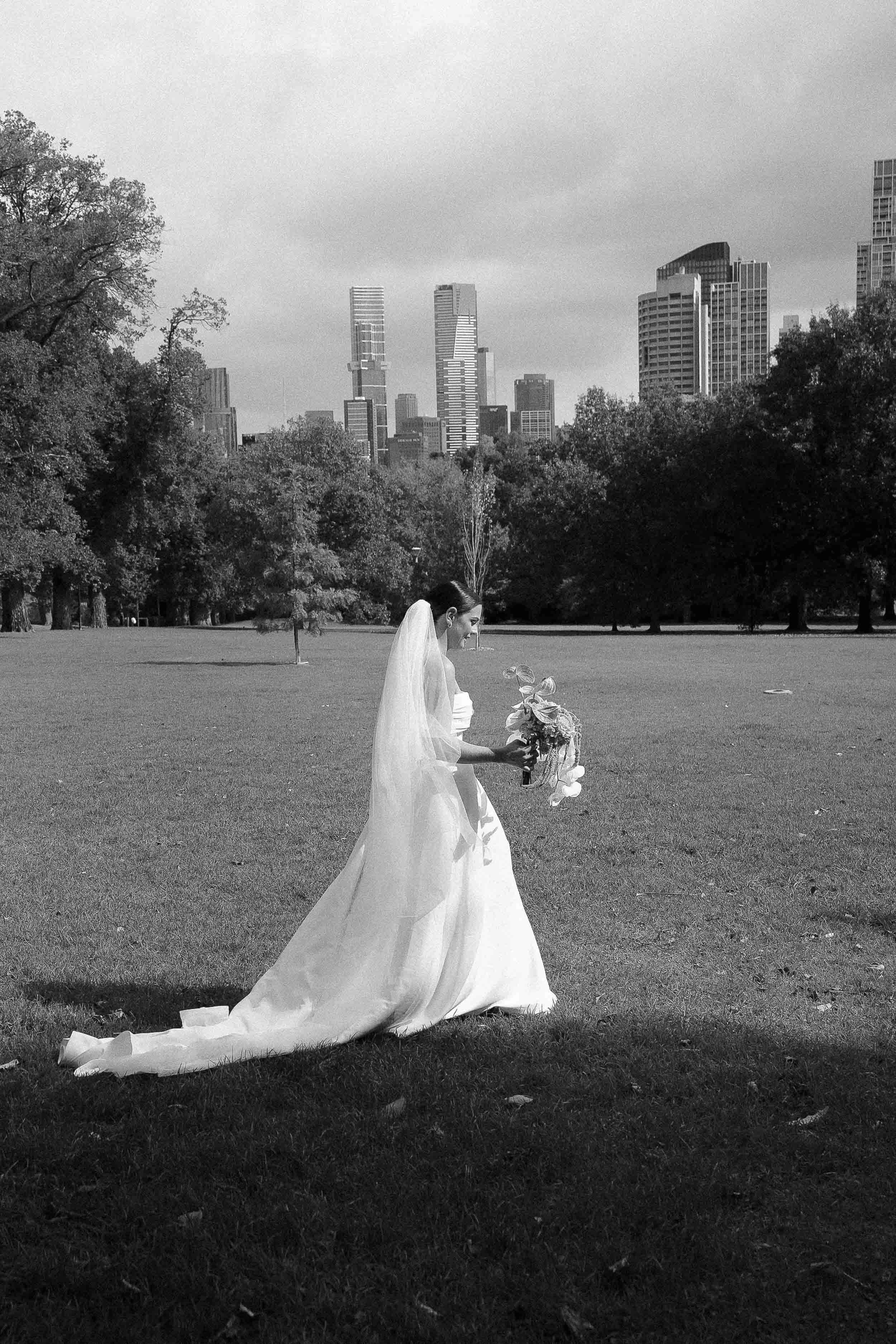 fitzroy-gardens-wedding-first-look-030.jpg
