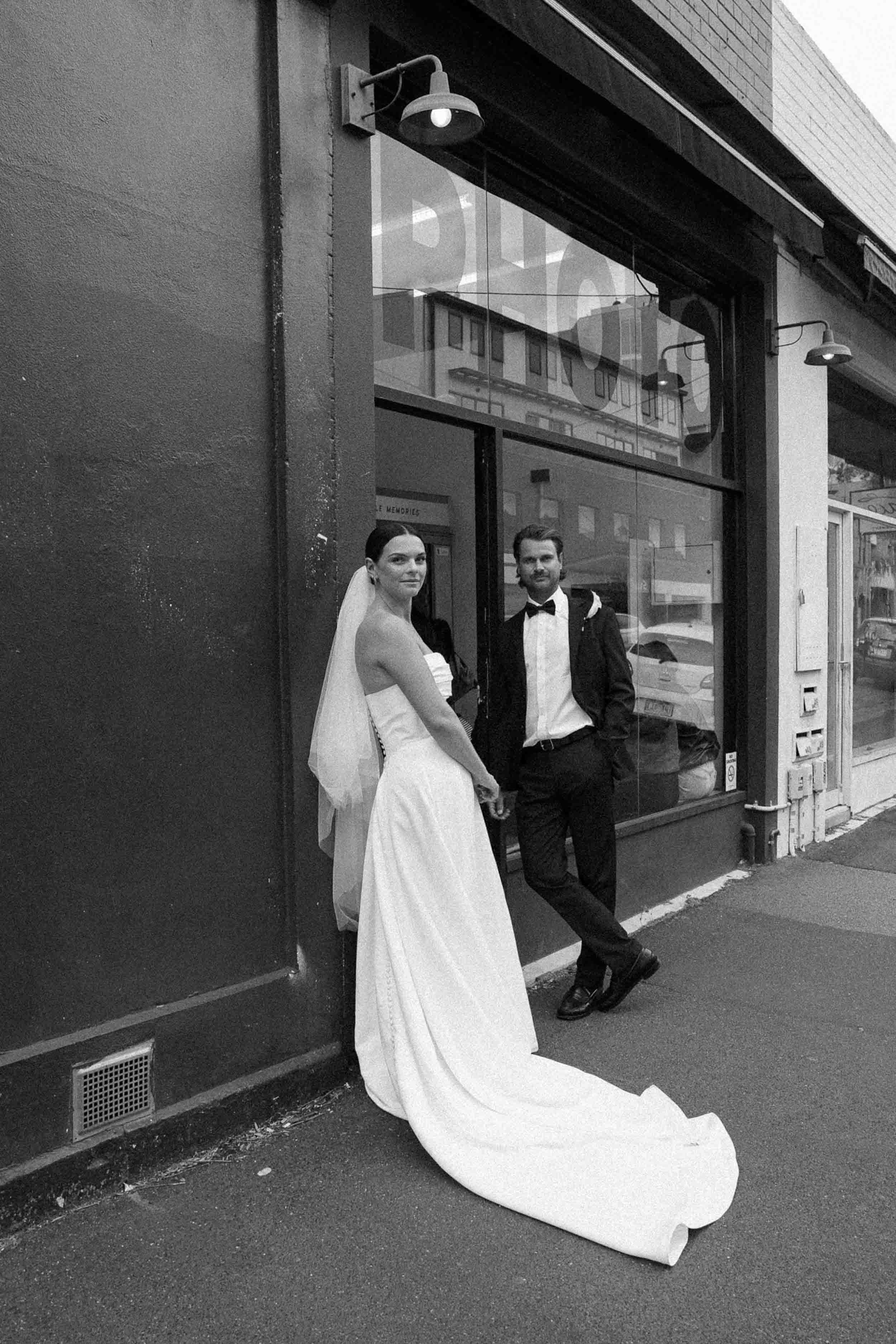 03- melbourne-photobooth-weddding-portraits-003.jpg