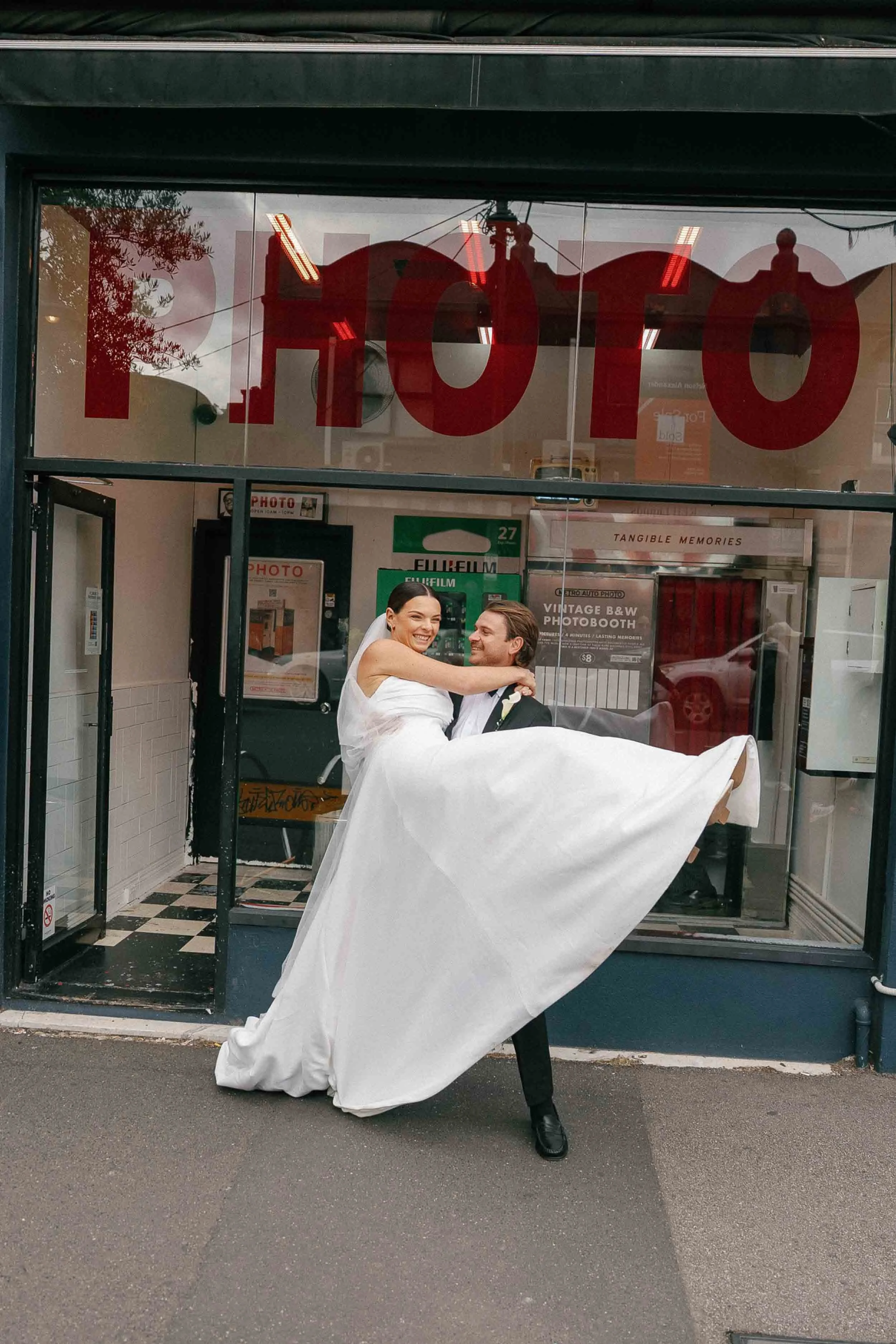 03- melbourne-photobooth-weddding-portraits-021.jpg