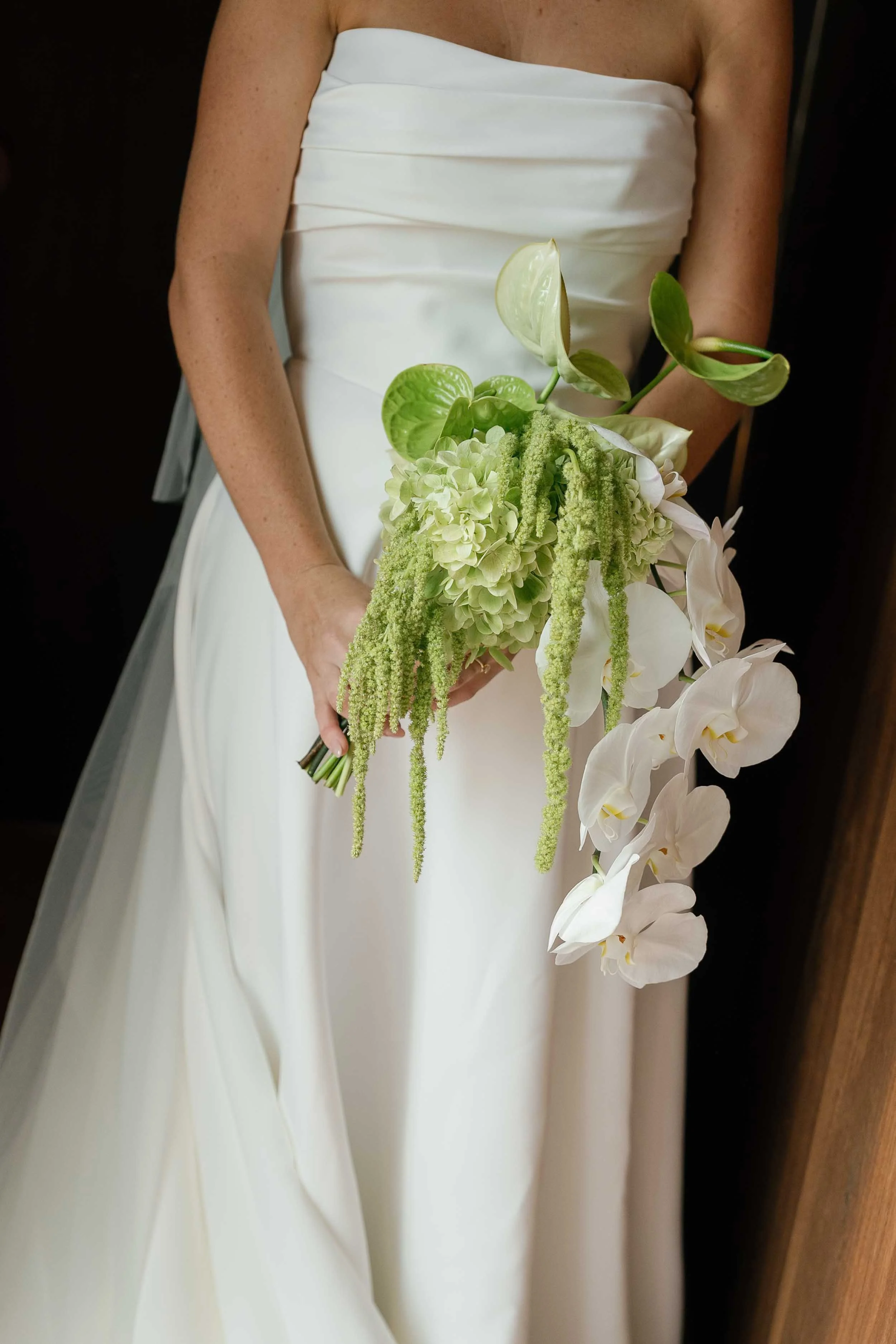 hyde-melbourne-place-wedding-prep-bride-035.jpg