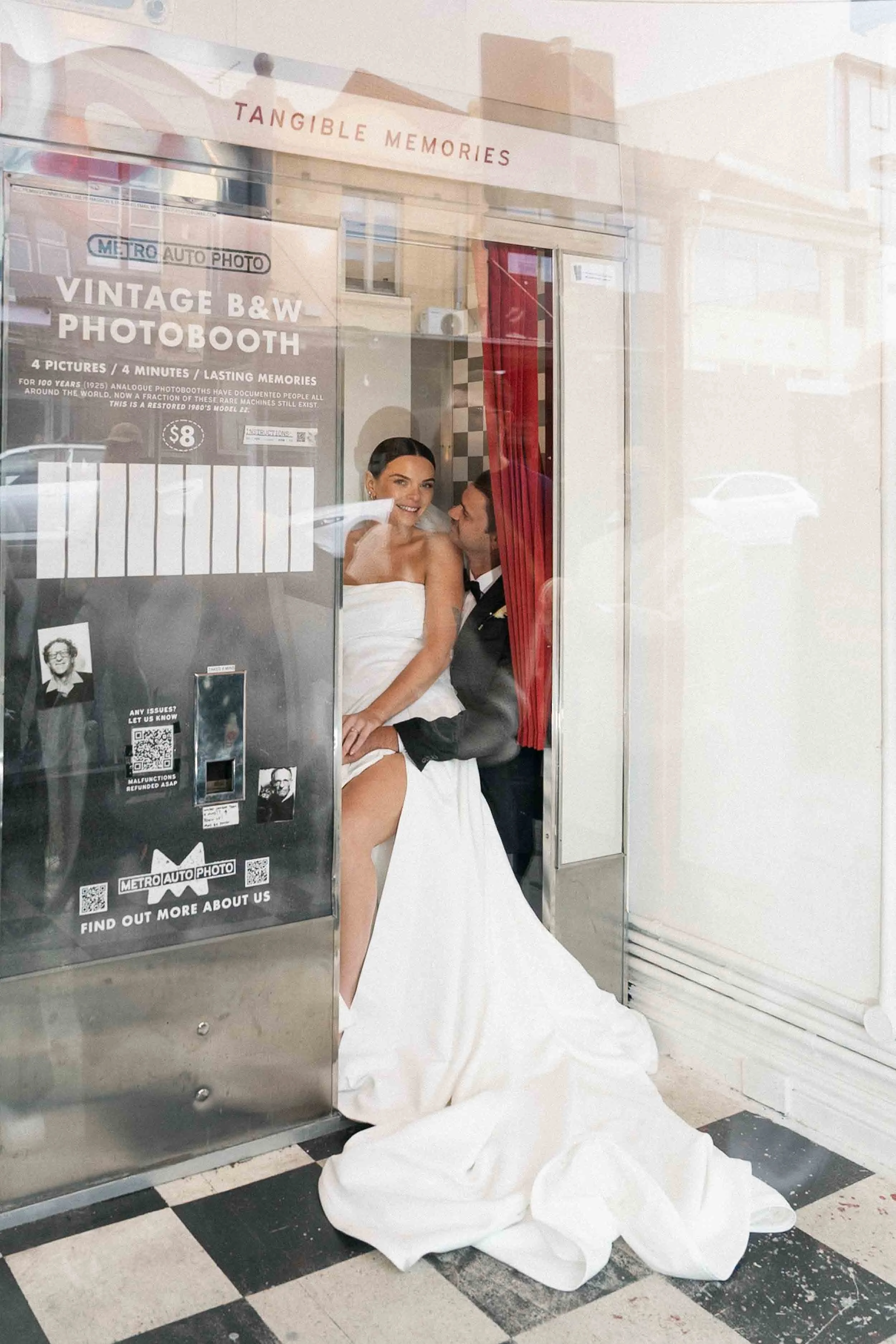 03- melbourne-photobooth-weddding-portraits-011.jpg