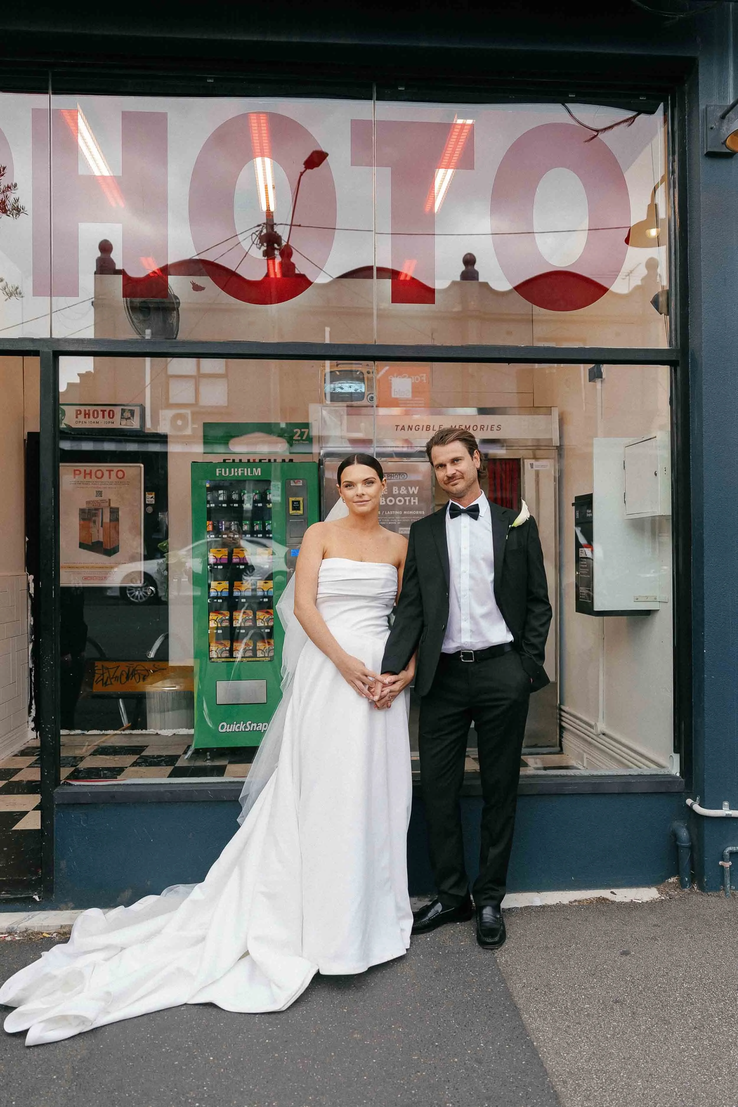03- melbourne-photobooth-weddding-portraits-018.jpg