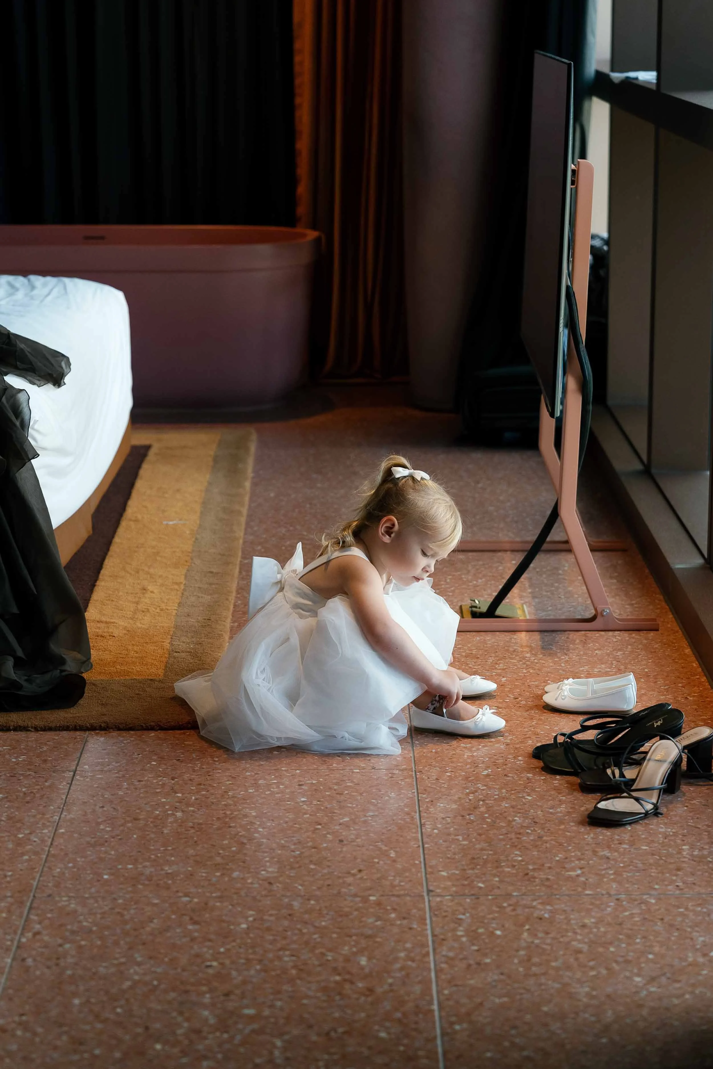 hyde-melbourne-place-wedding-prep-bride-015.jpg