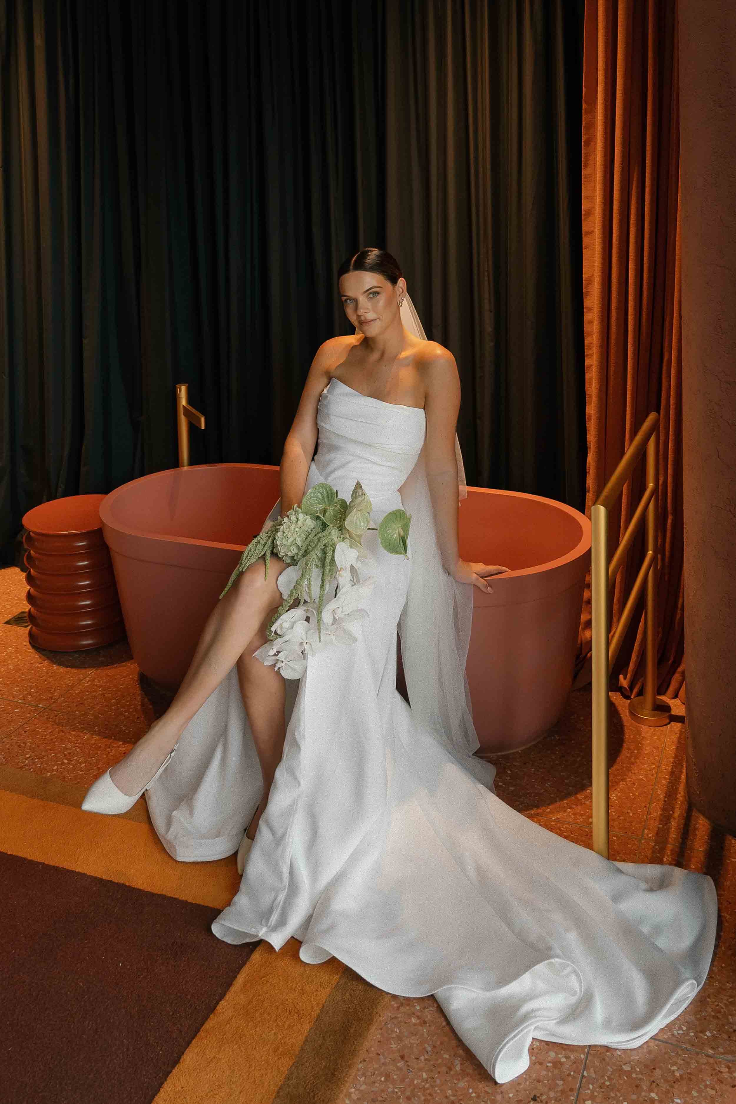 hyde-melbourne-place-wedding-prep-bride-036.jpg