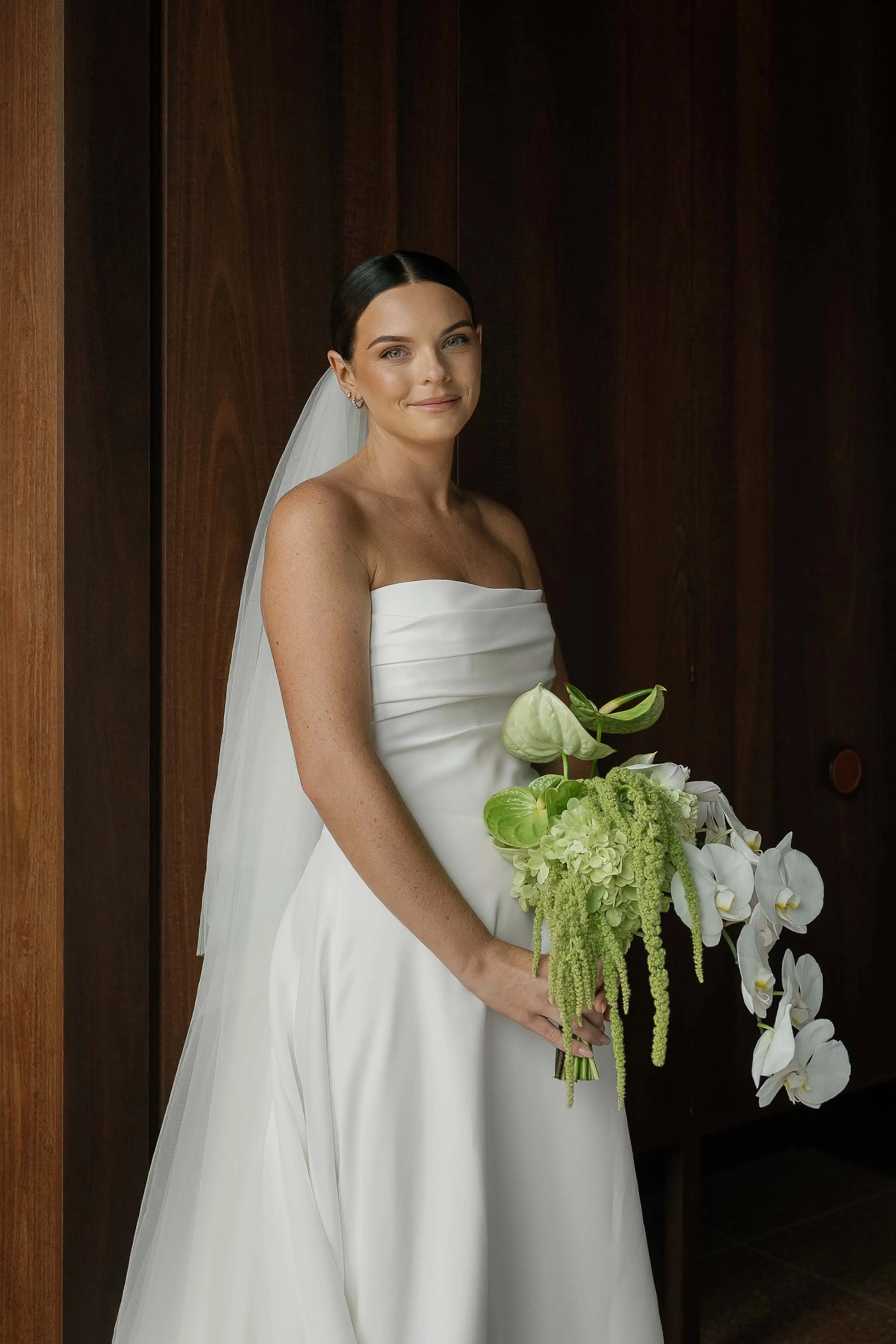 hyde-melbourne-place-wedding-prep-bride-034.jpg