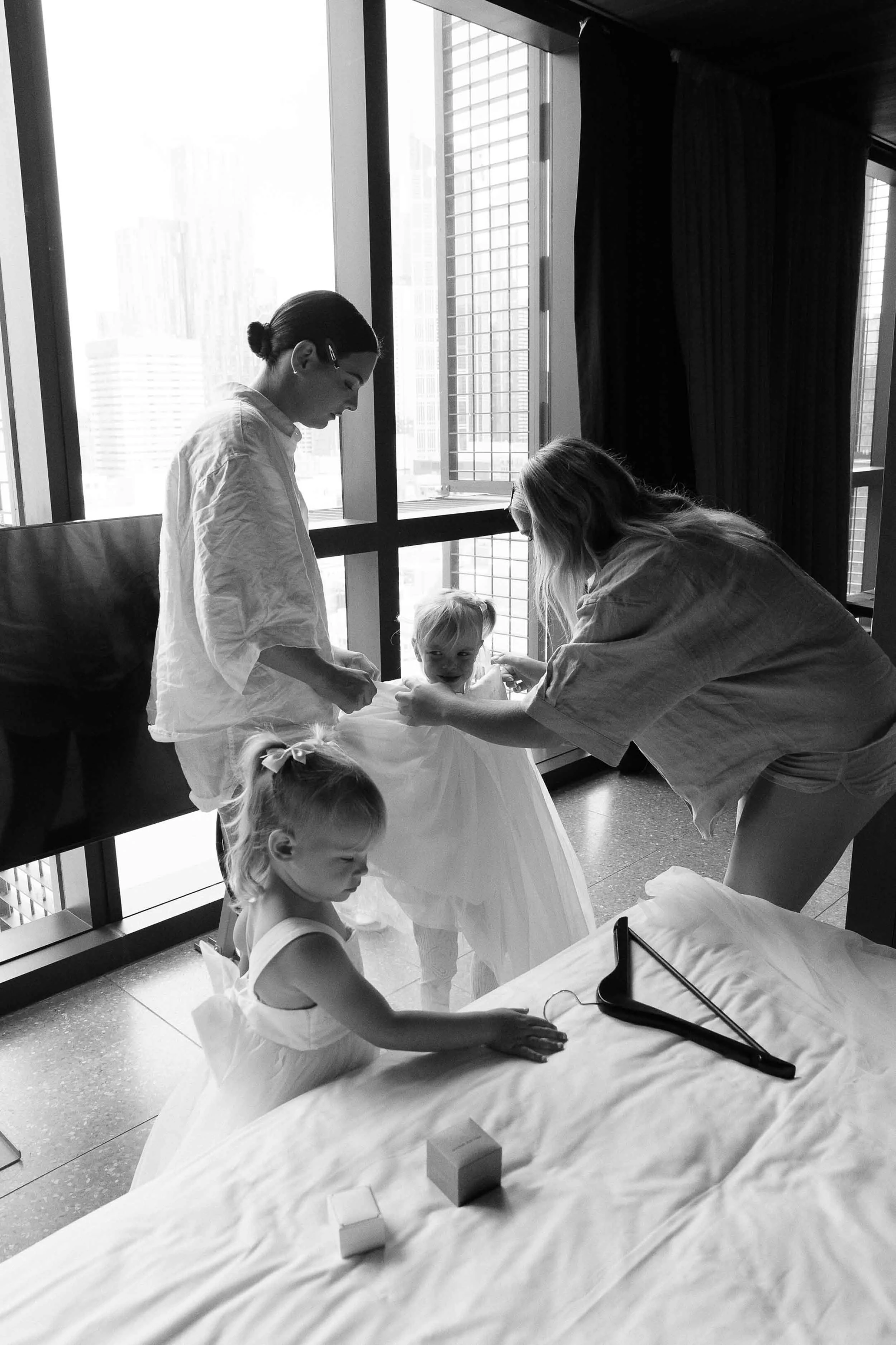 hyde-melbourne-place-wedding-prep-bride-011.jpg