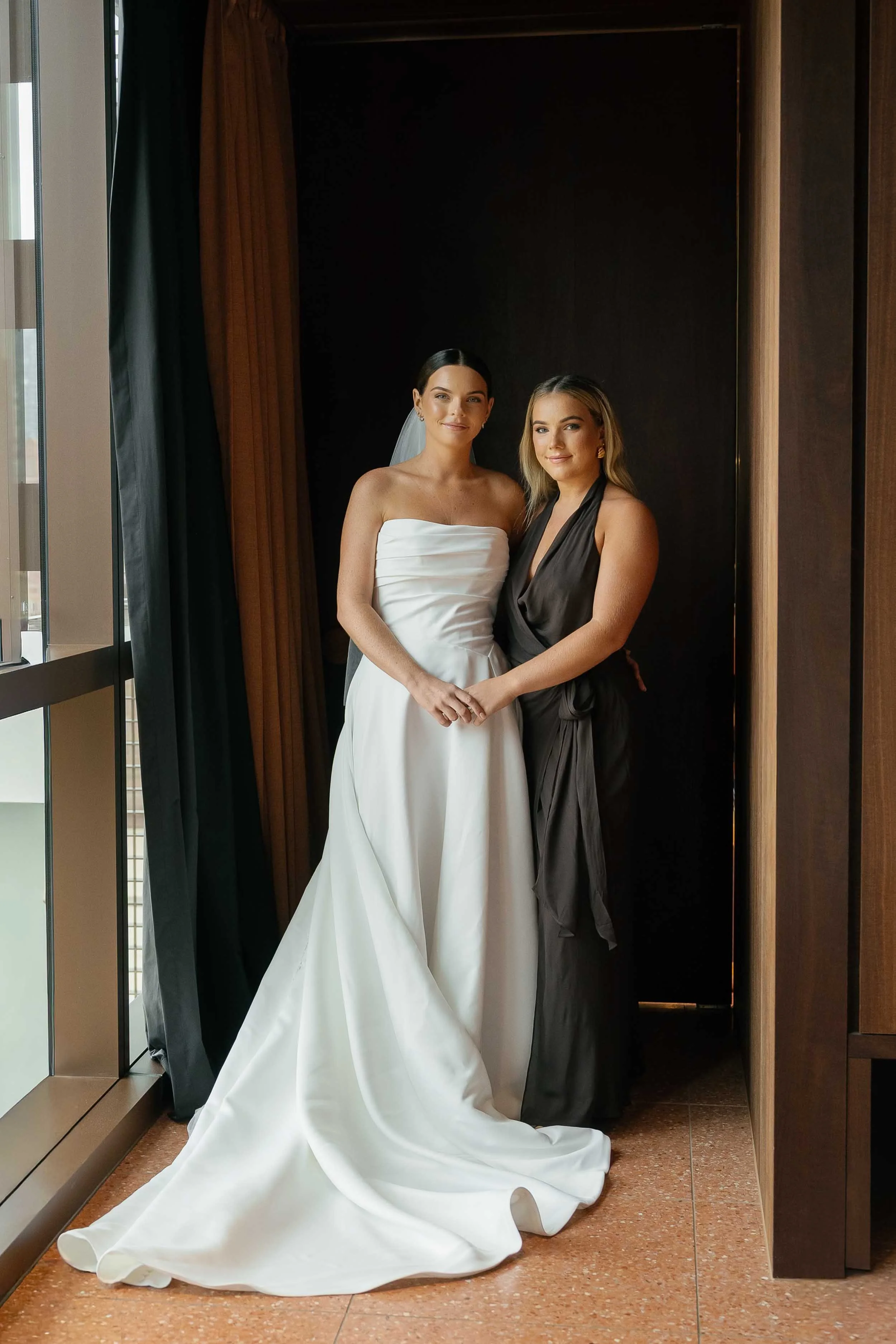 hyde-melbourne-place-wedding-prep-bride-030.jpg