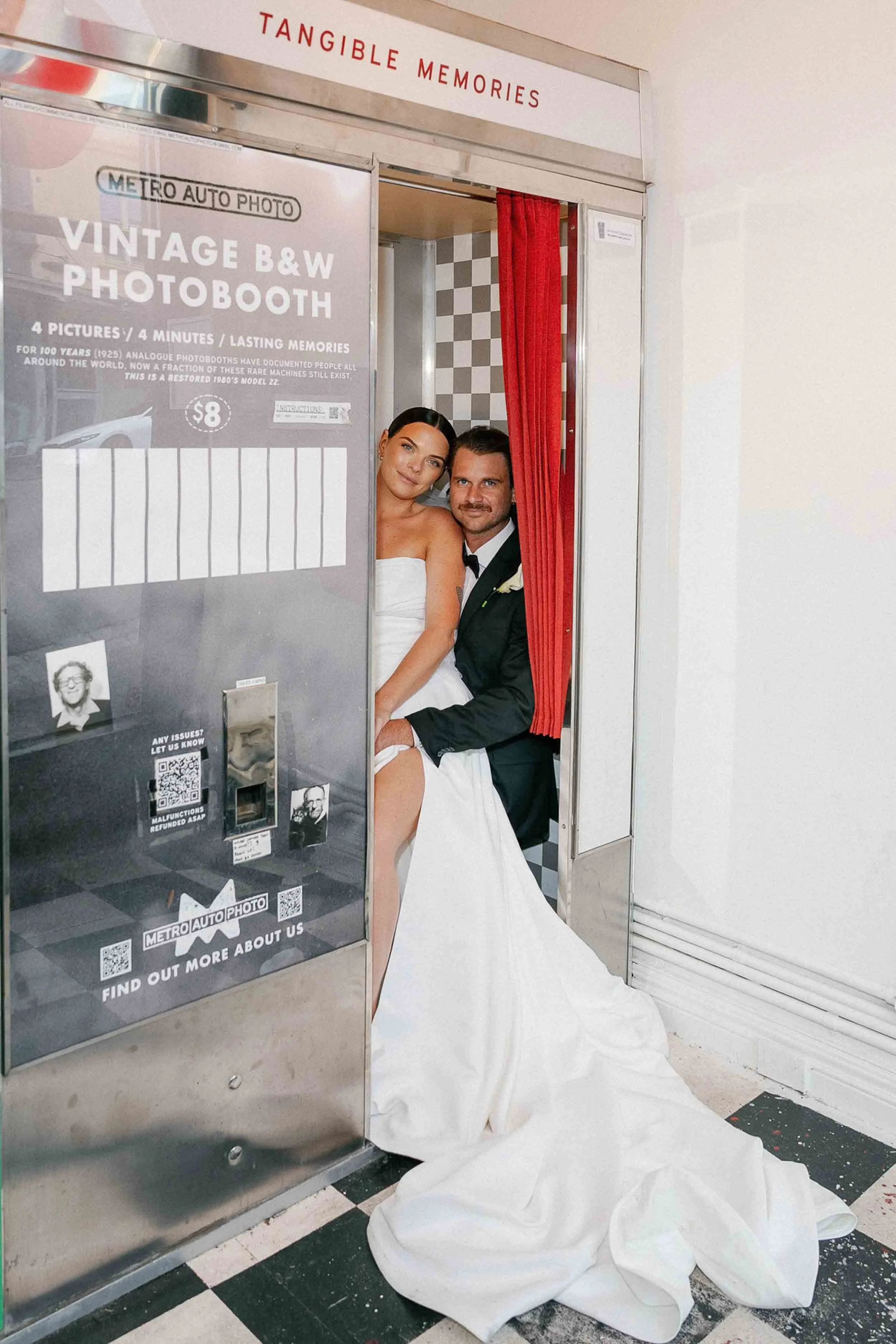 03- melbourne-photobooth-weddding-portraits-010.jpg