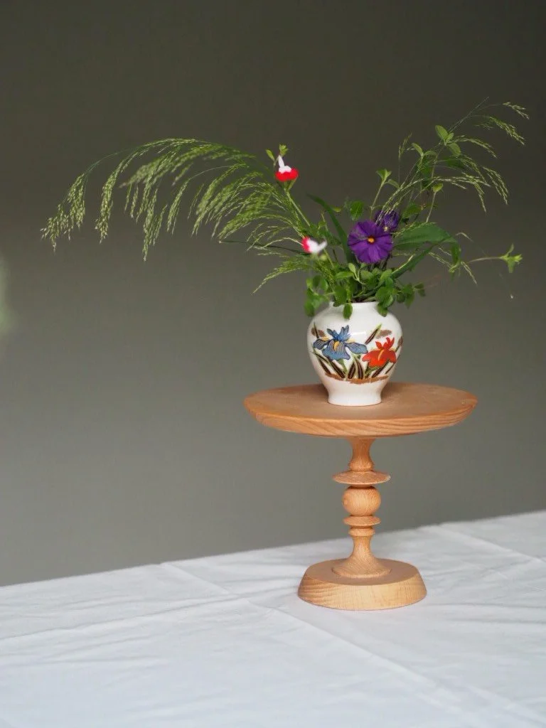 ikebana with wild flowers
