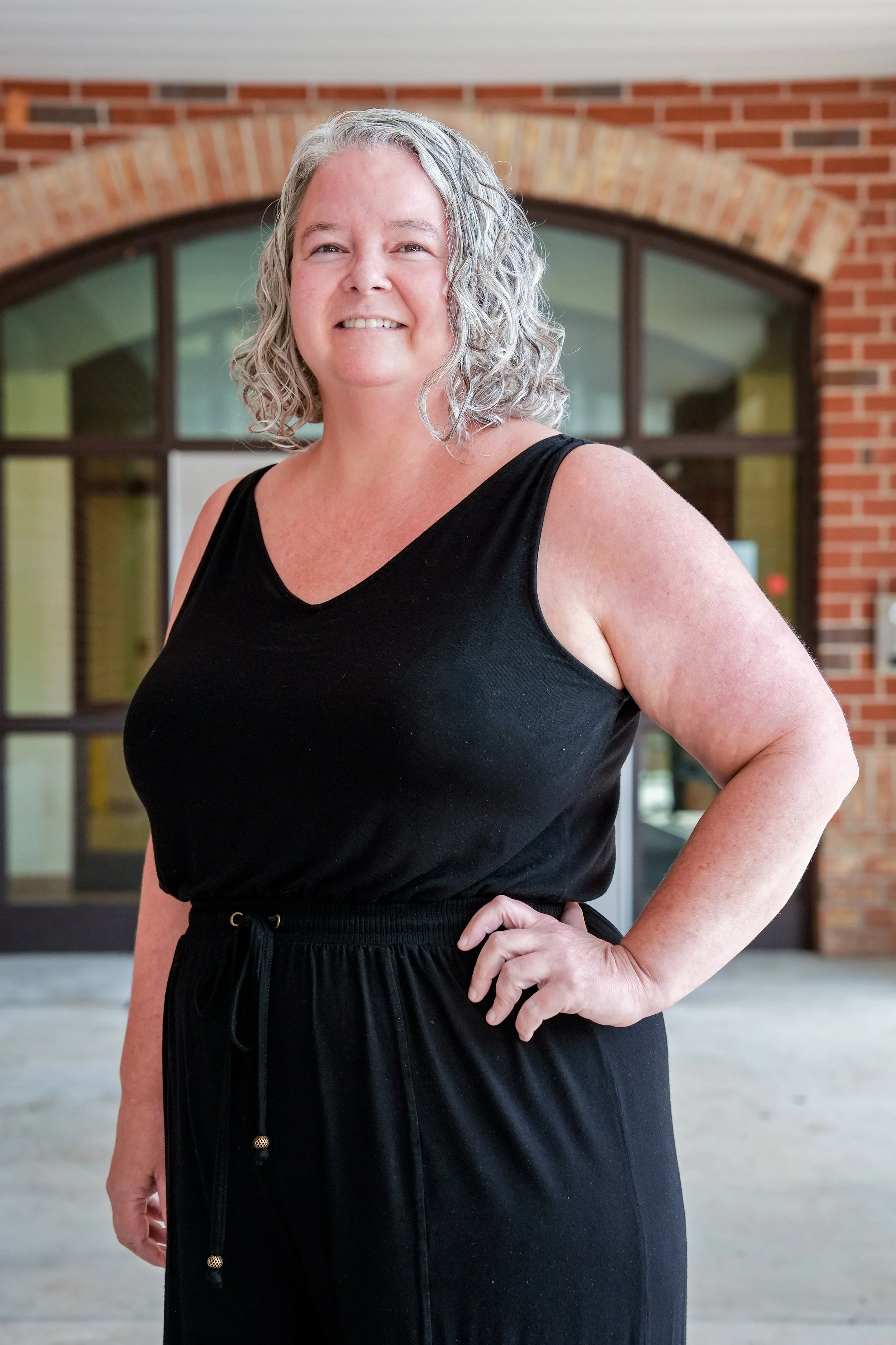 _familyconnection_headshots_202507230051.jpg