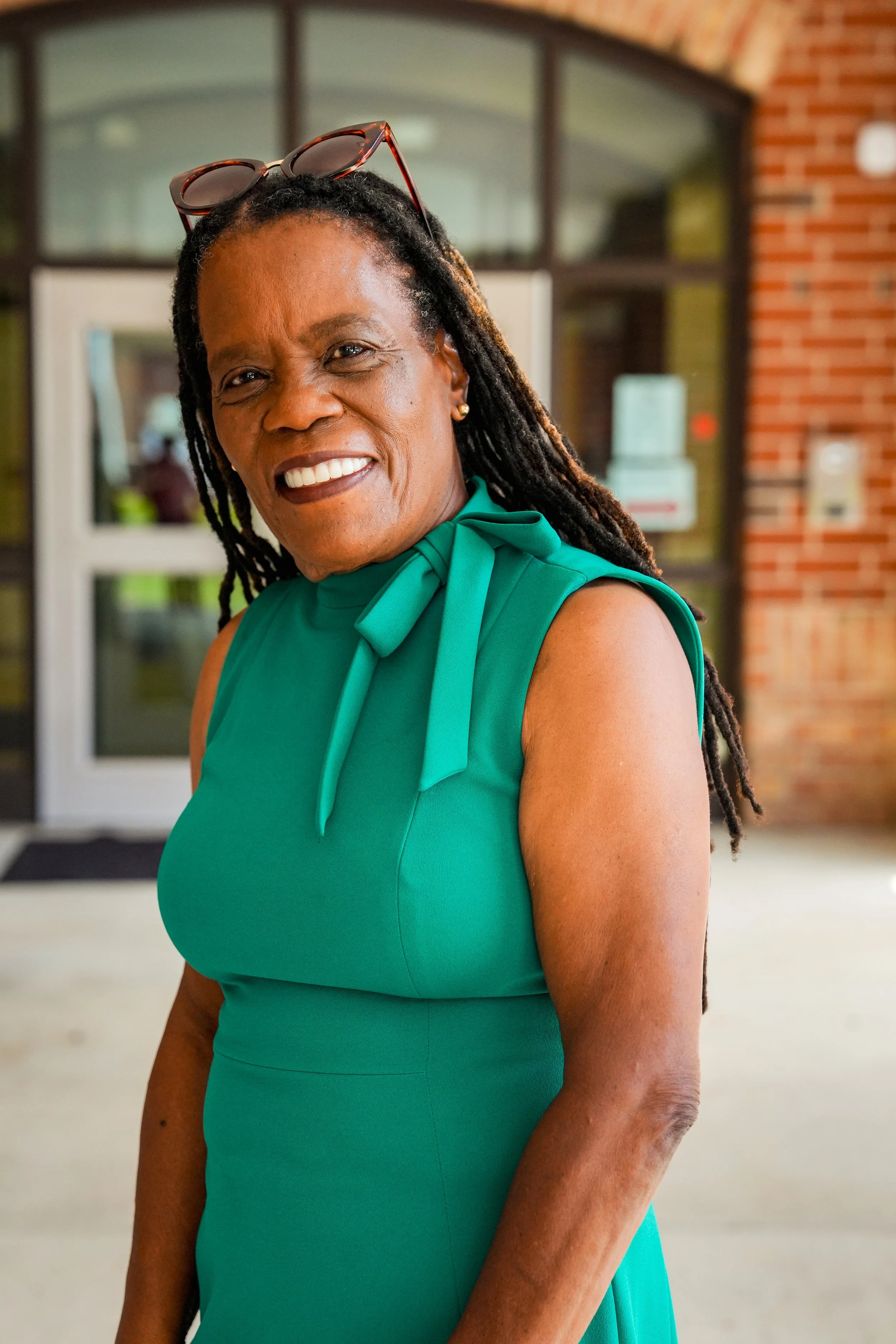 _familyconnection_headshots_202507230008.jpg