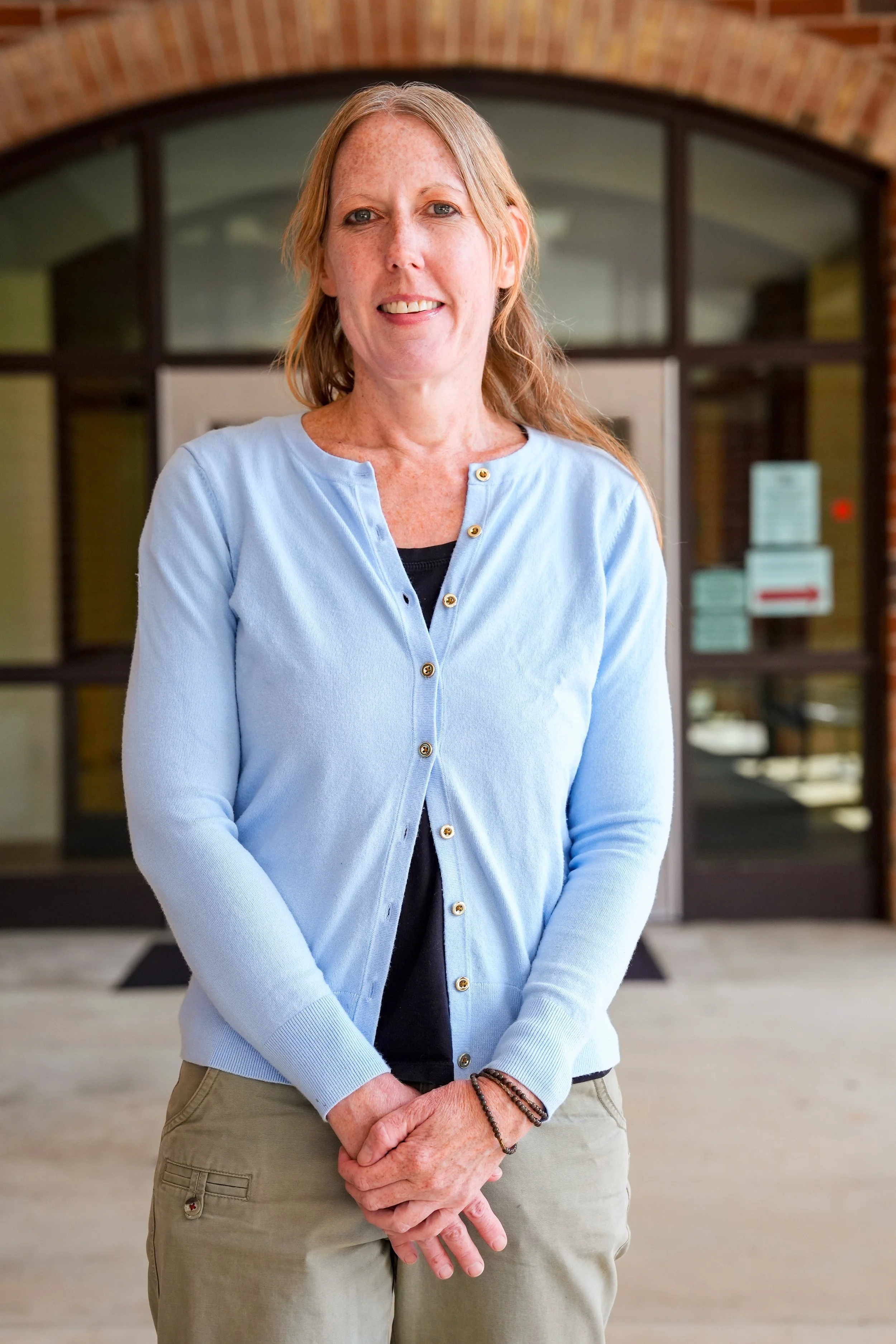 _familyconnection_headshots_202507230071.jpg