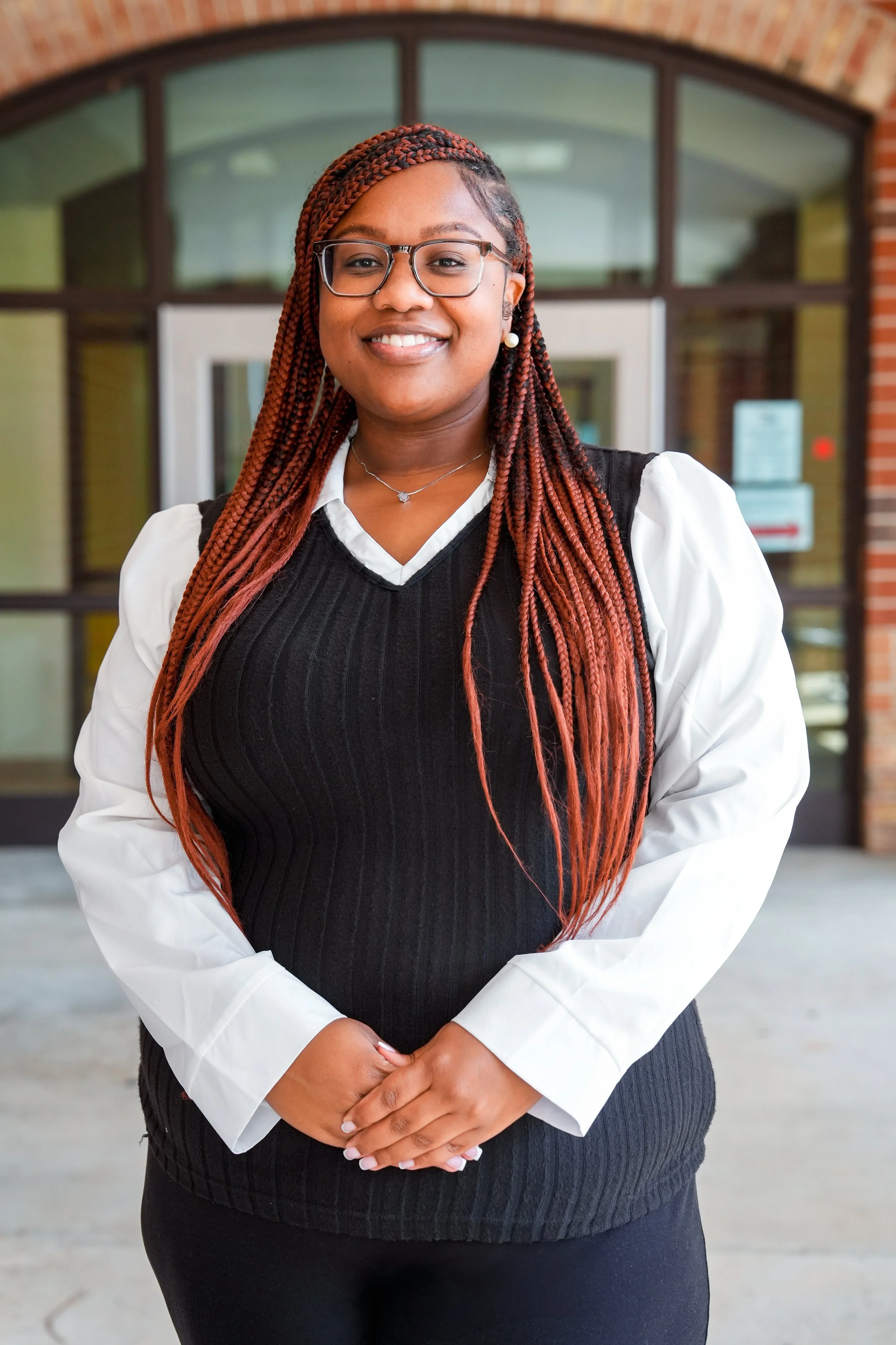 _familyconnection_headshots_202507240068.jpg