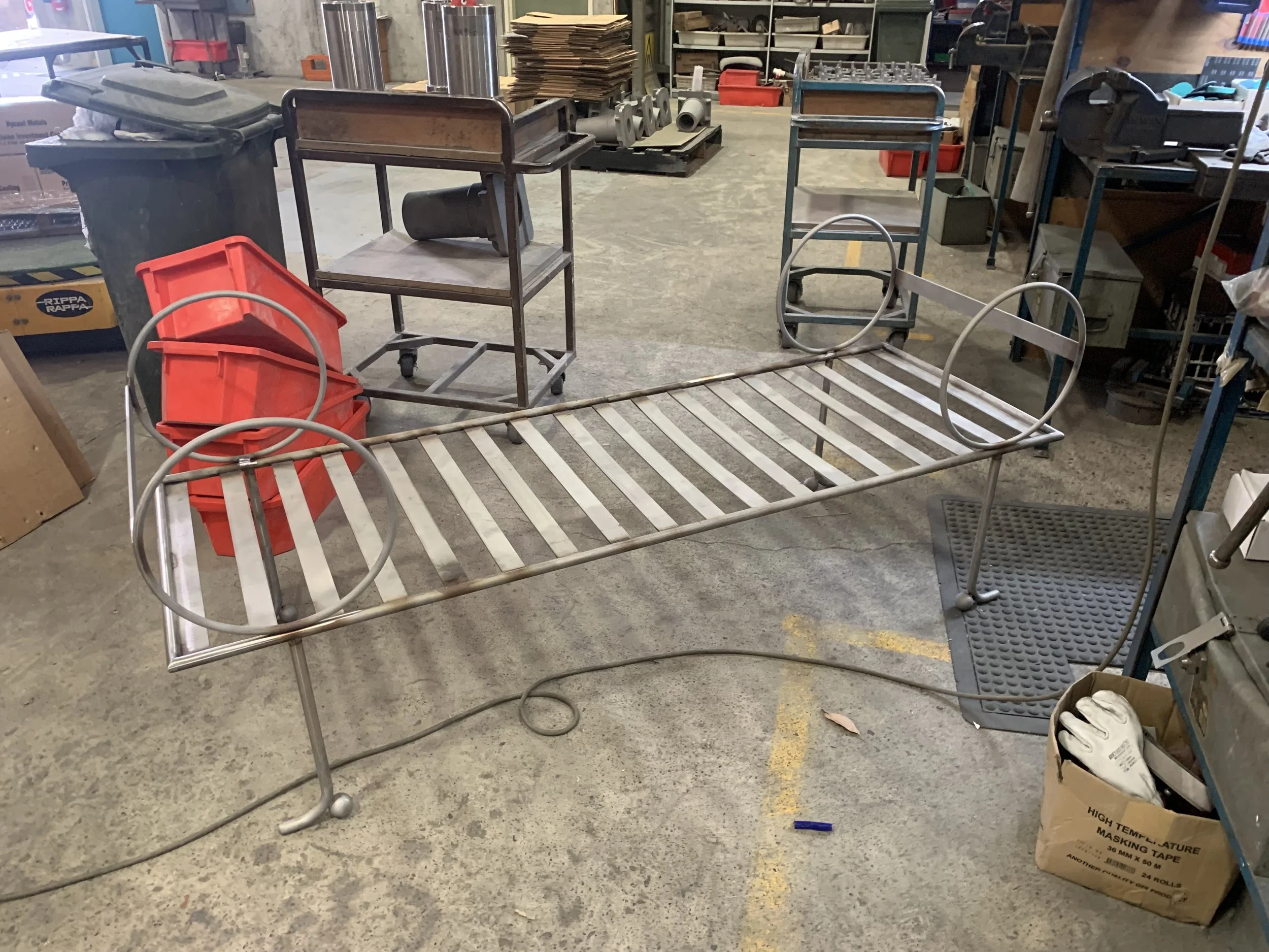 daybed 2.jpg