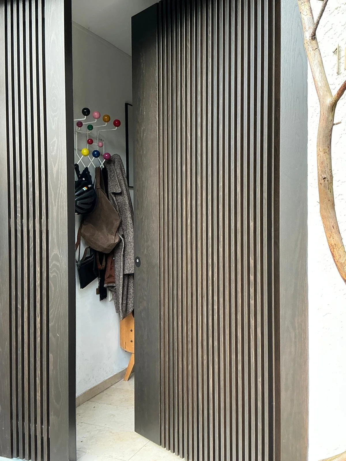 Haustür außen nach innen.jpeg