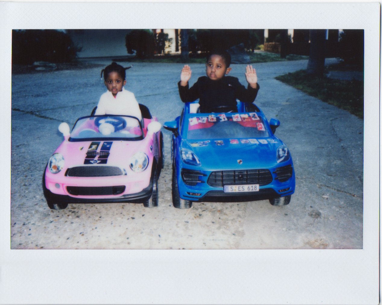 Enfants voitures1.jpg