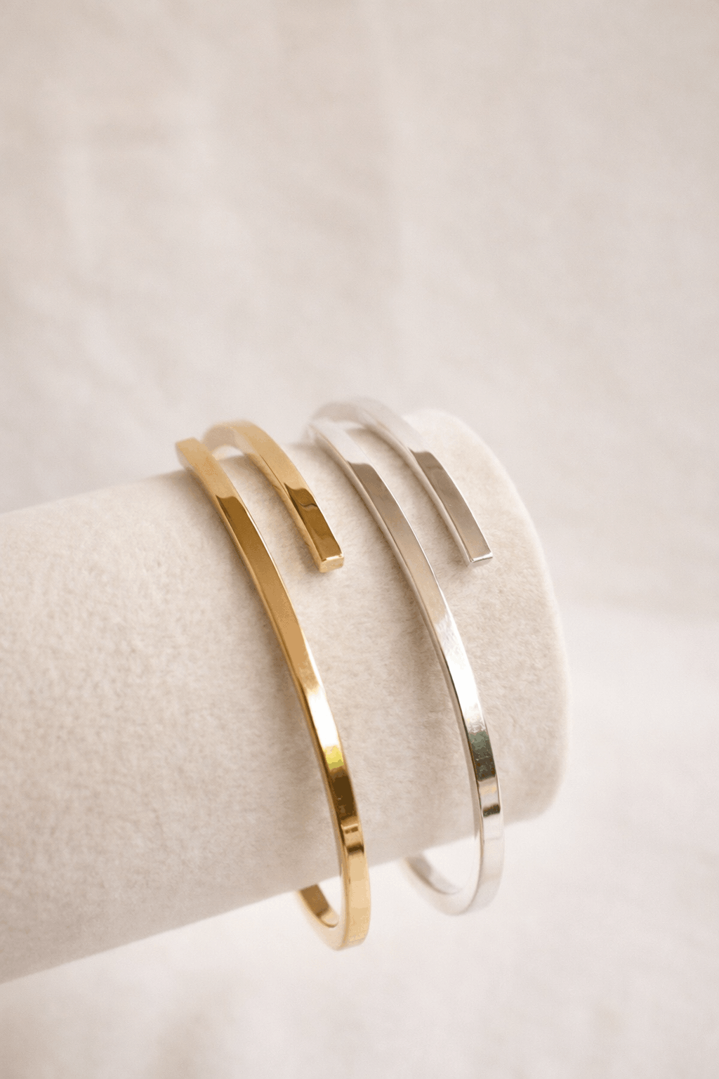 Selene Bangle