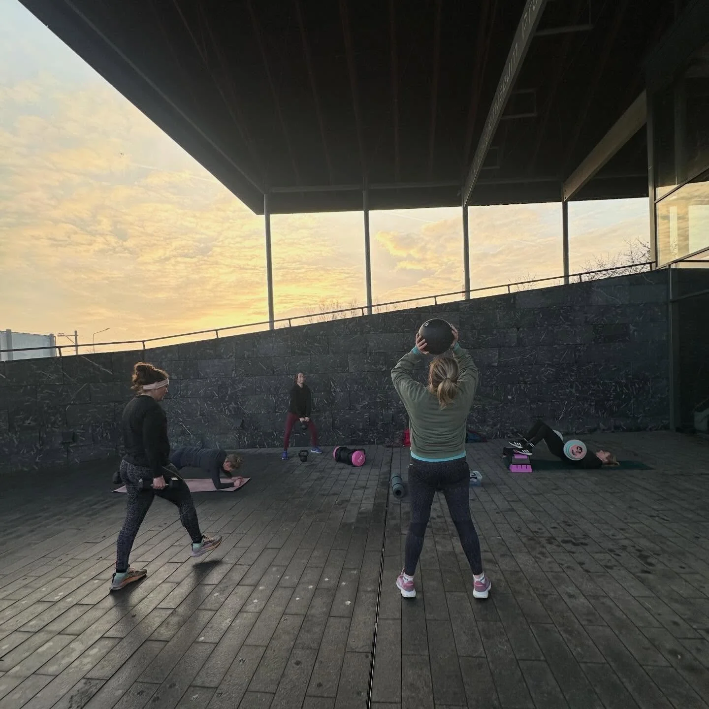 Zaterdagochtend ook zo starten?

Boek dan nu jouw gratis proefles! 

#outdoorkrachttraining #castricum#outdoorworkout #womenempowerment #bakkum