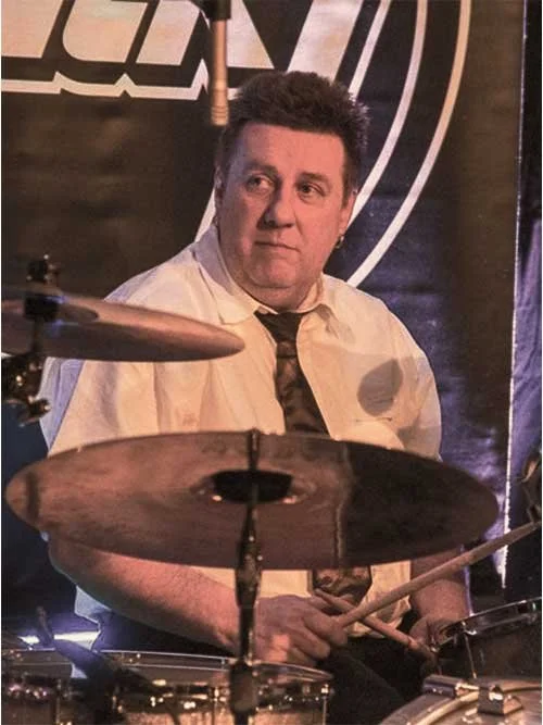 Felix Kuster - Drums