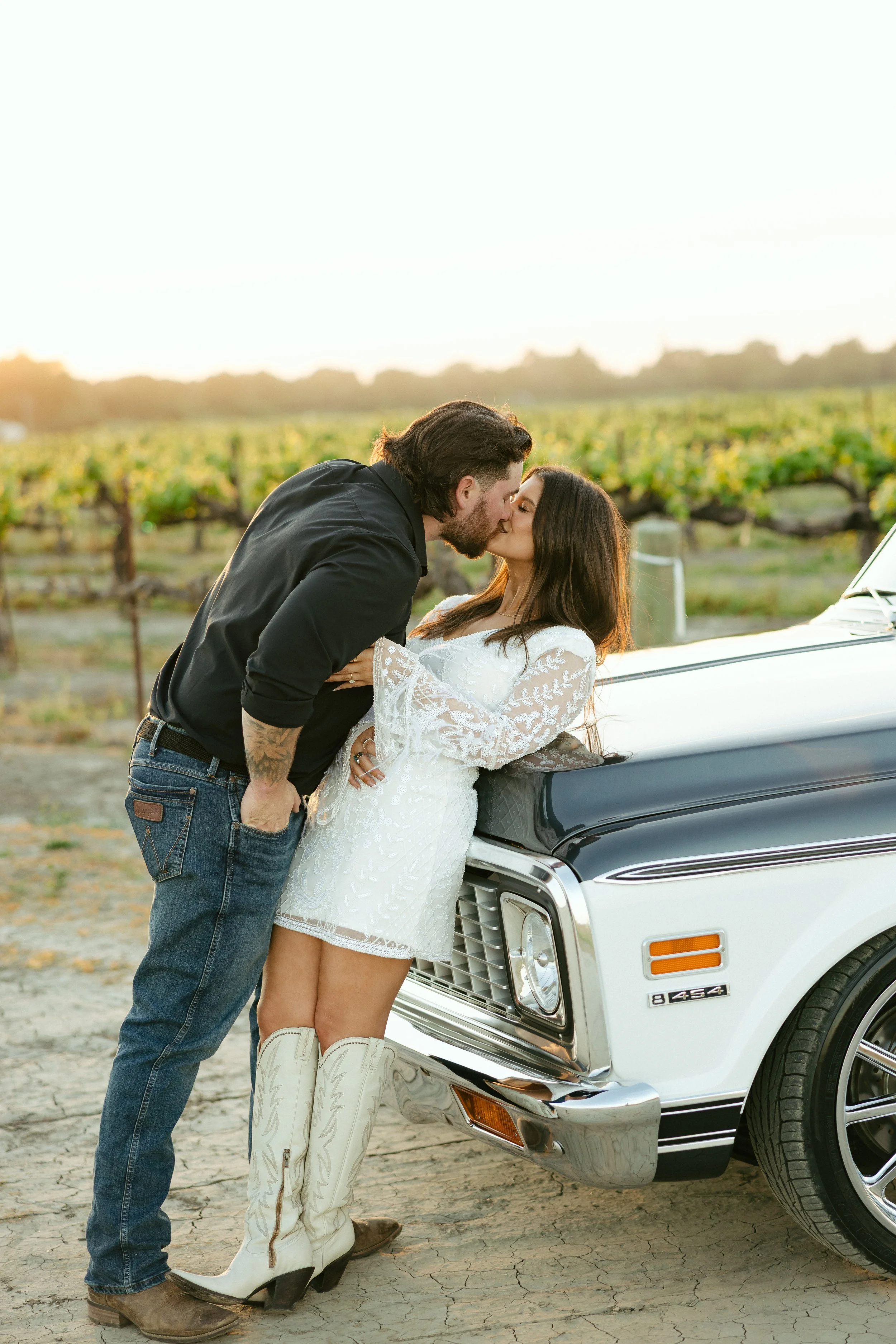 Sacramento-Engagement-Photos-With-Classic-Truck-37.jpg