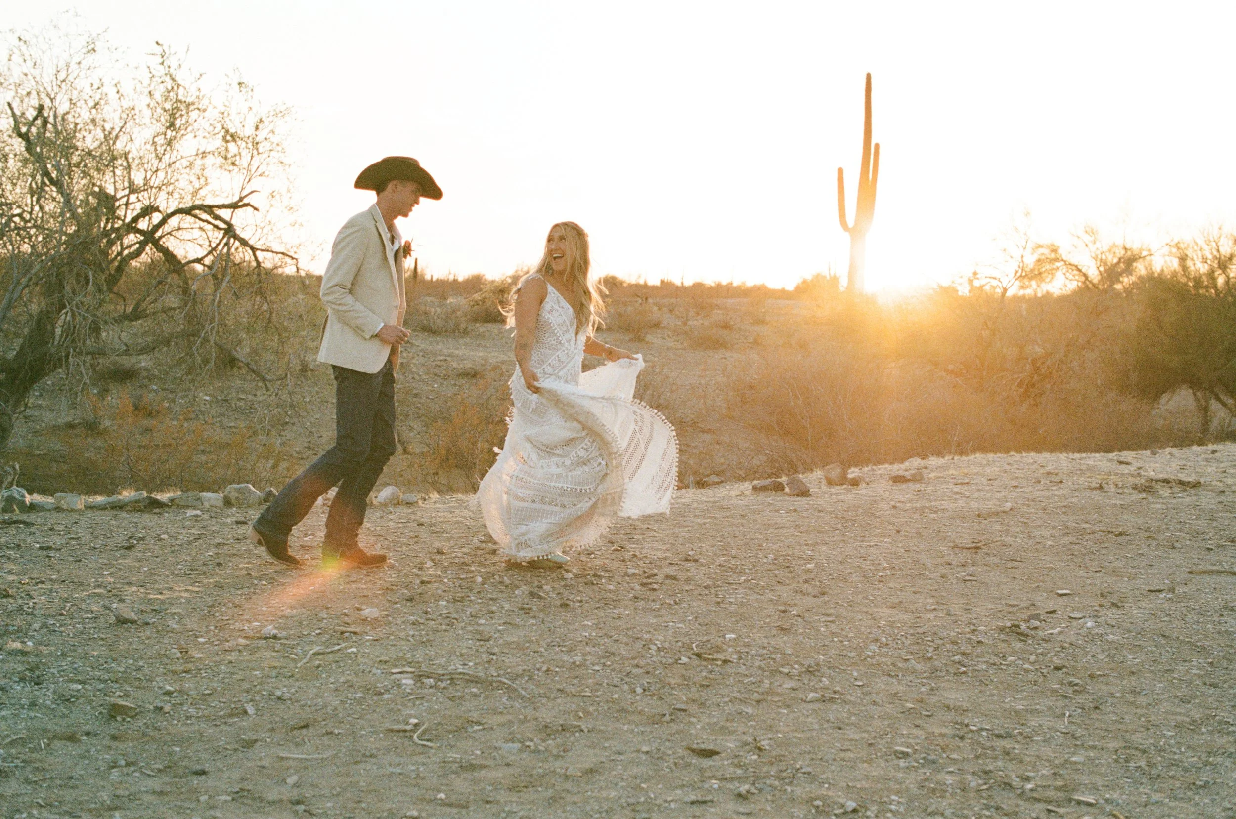 Modern-Western-Arizona-Wedding106.jpg