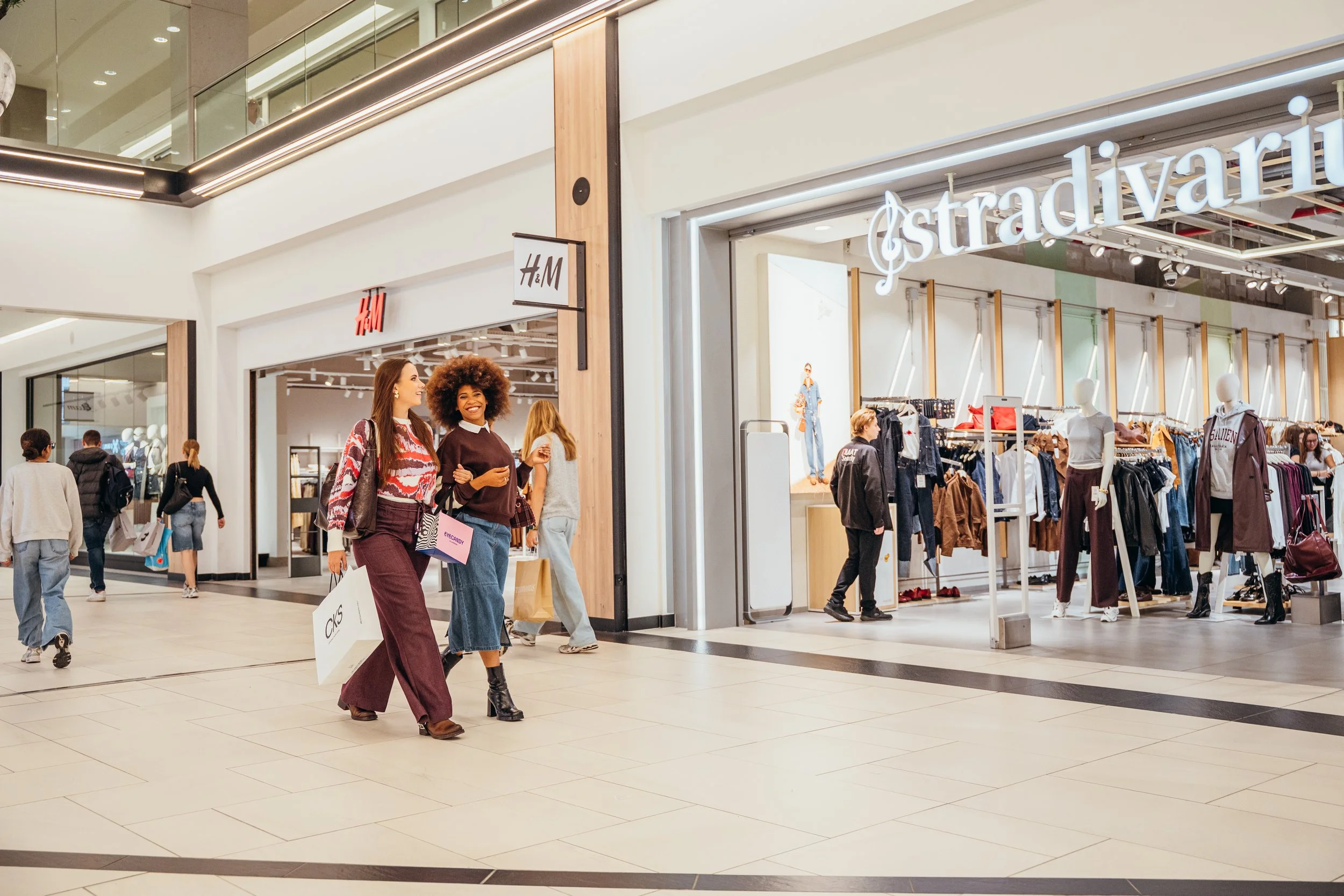 Van shoppingcenter naar festivalterrein: Wijnegem - Shop Eat Enjoy maakt volledige line-up van muziekfestival bekend