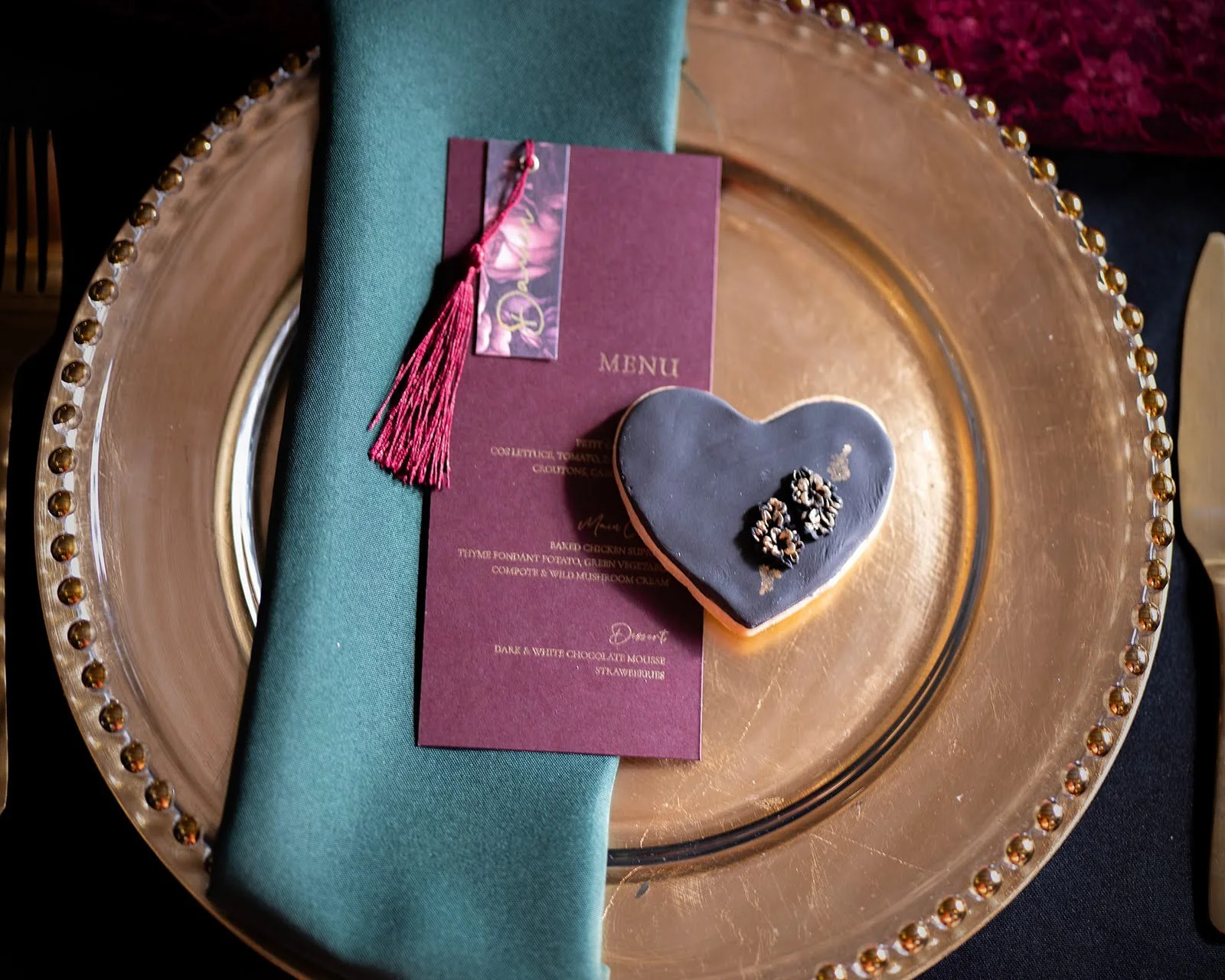 Dark Wedding Collective - Caroline Versallion Bridal - AMP_1096261.jpg