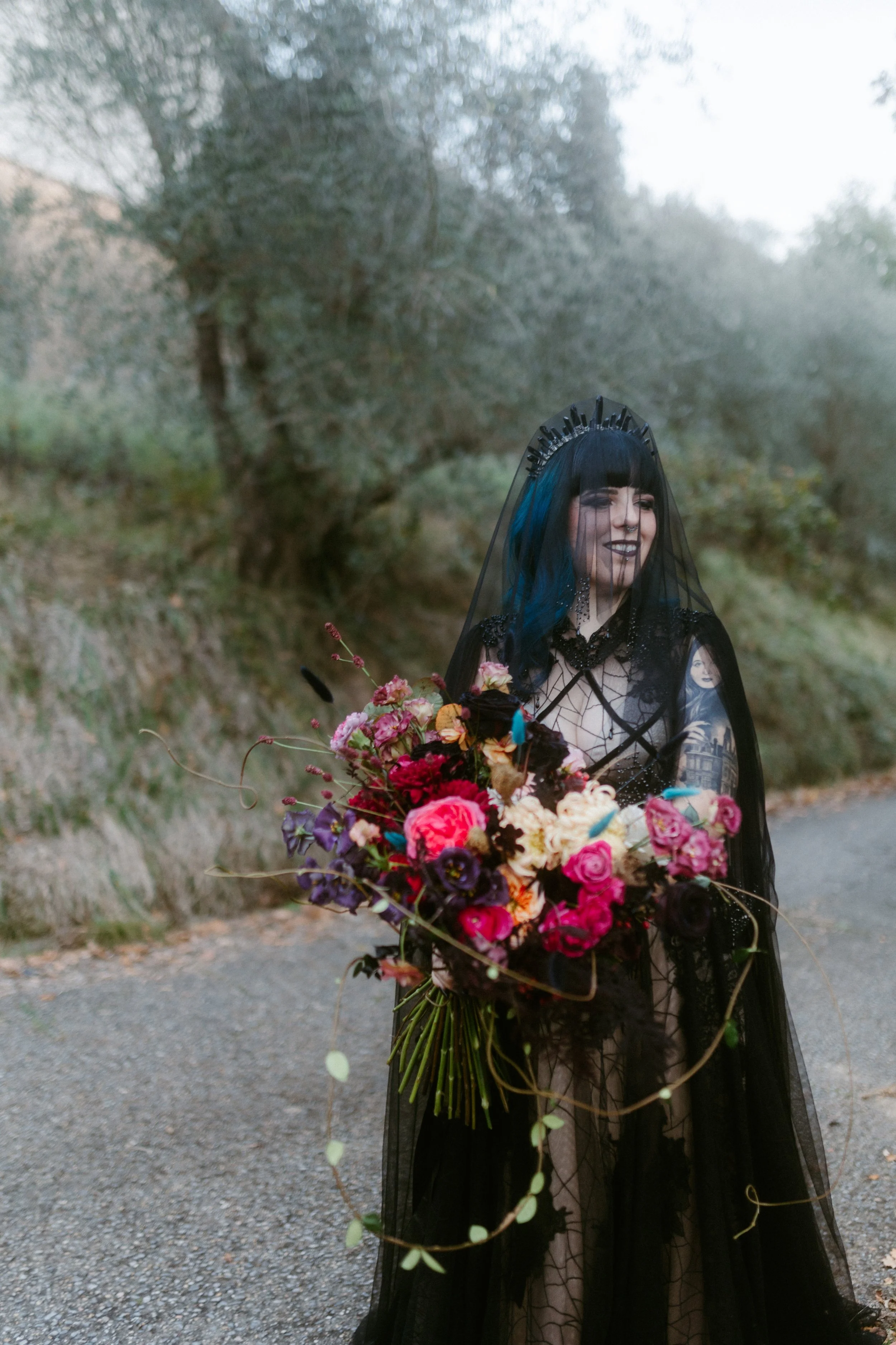 Dark Wedding Collective - Gothic Wedding in Tuscany - 0194-sara-alessandro.jpg