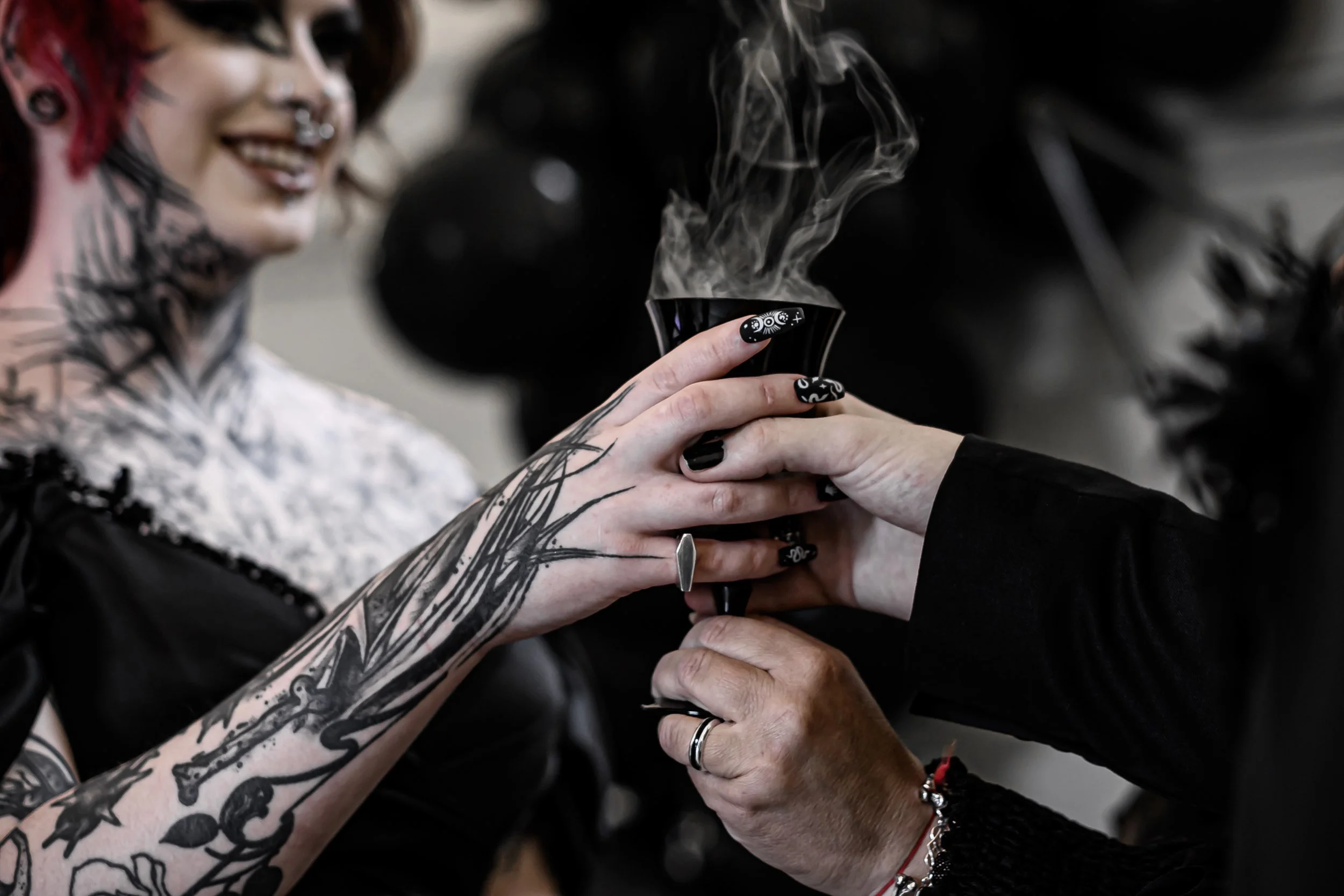 til-death-dark-wedding-inspiration-028.jpeg